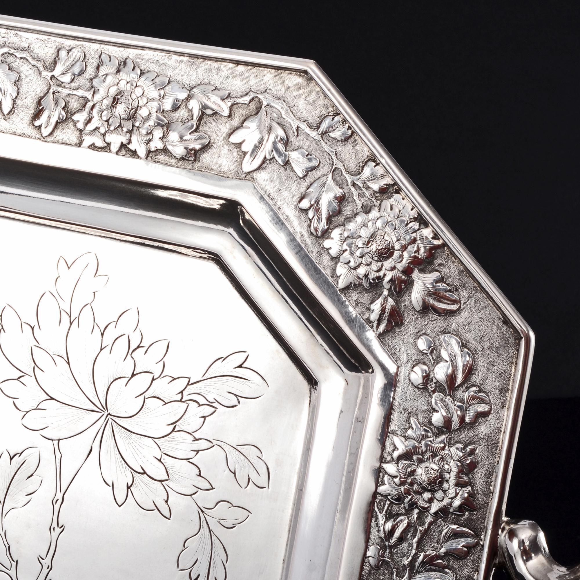 Antique Chinese Silver Tea Tray, circa 1910 In Good Condition For Sale In London, GB