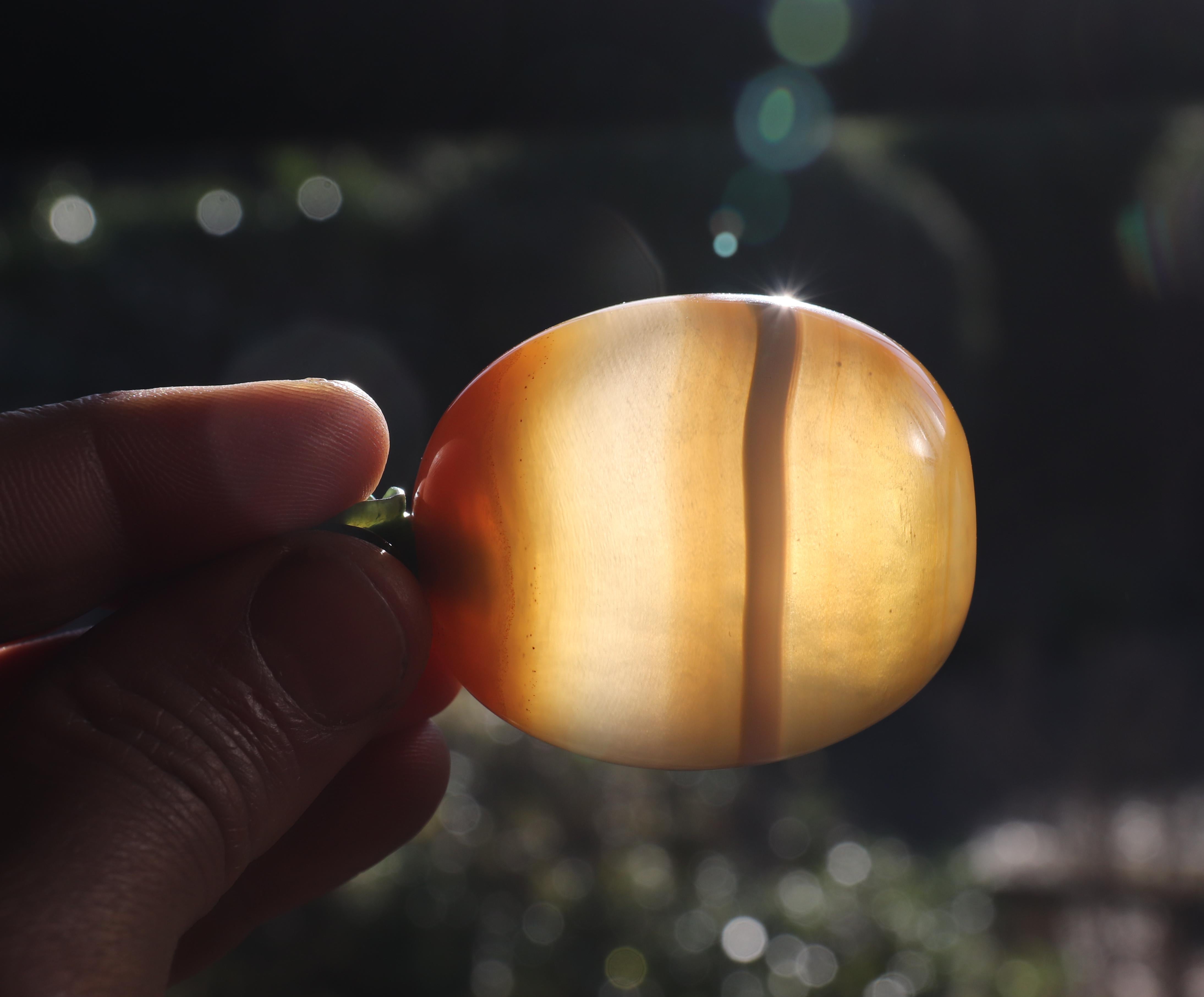 19th Century Antique Chinese Snuff Bottle Agate Qing Dynasty For Sale