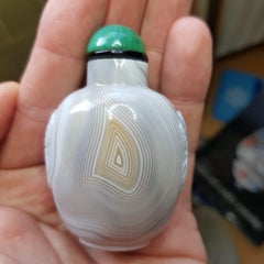 Antique Chinese Snuff Bottle Agate Thumbprint Qing Dynasty, 18th-19th Century