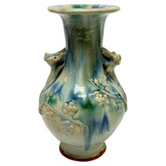 Ancien vase Prunus chinois Song Shiwan en faïence émaillée