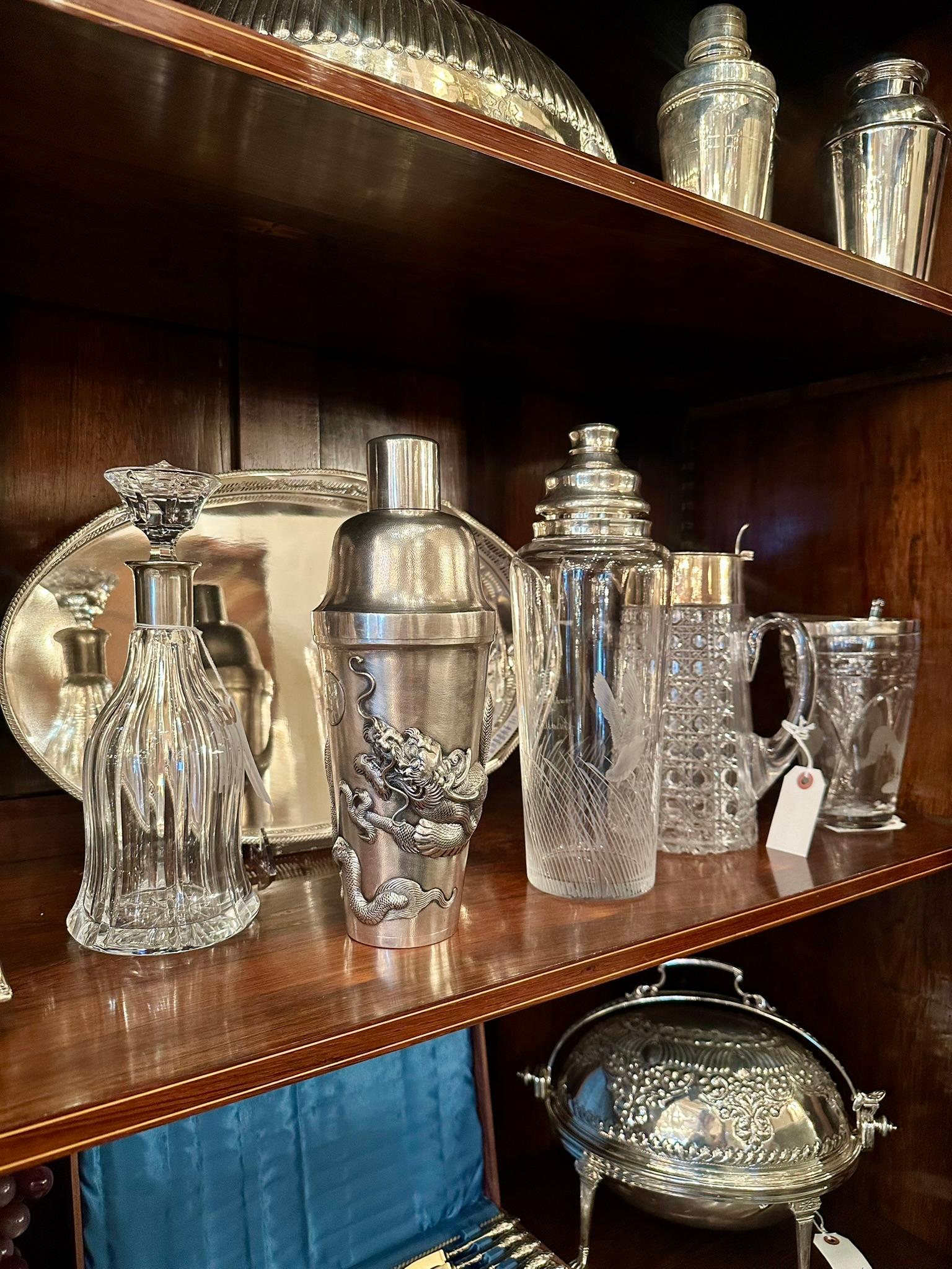 Ancien shaker à cocktail chinois en argent poinçonné avec dragon, vers 1910 1910 en vente 3
