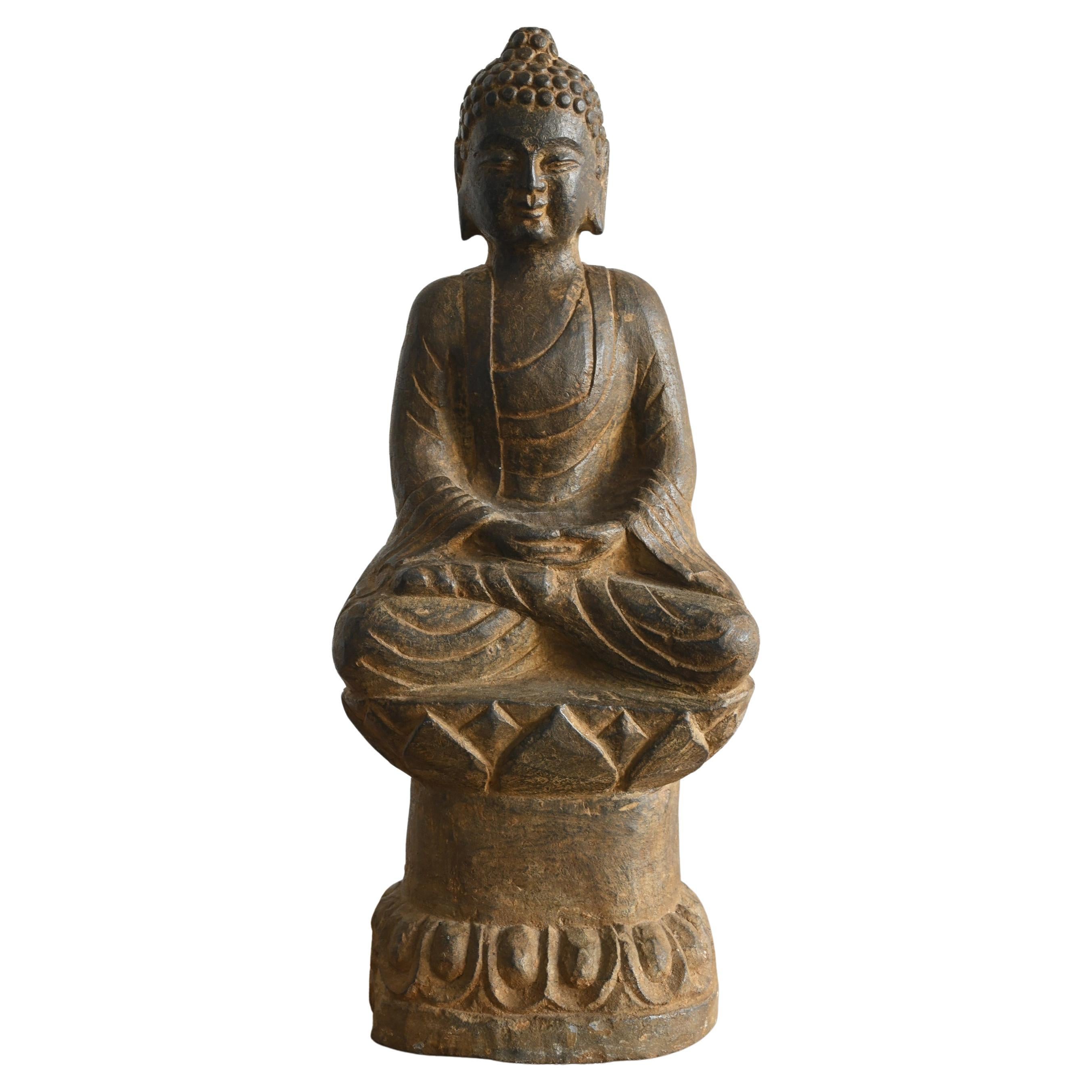 Statue ancienne de Bouddha chinois en pierre / avant le 19e siècle / Tathagata