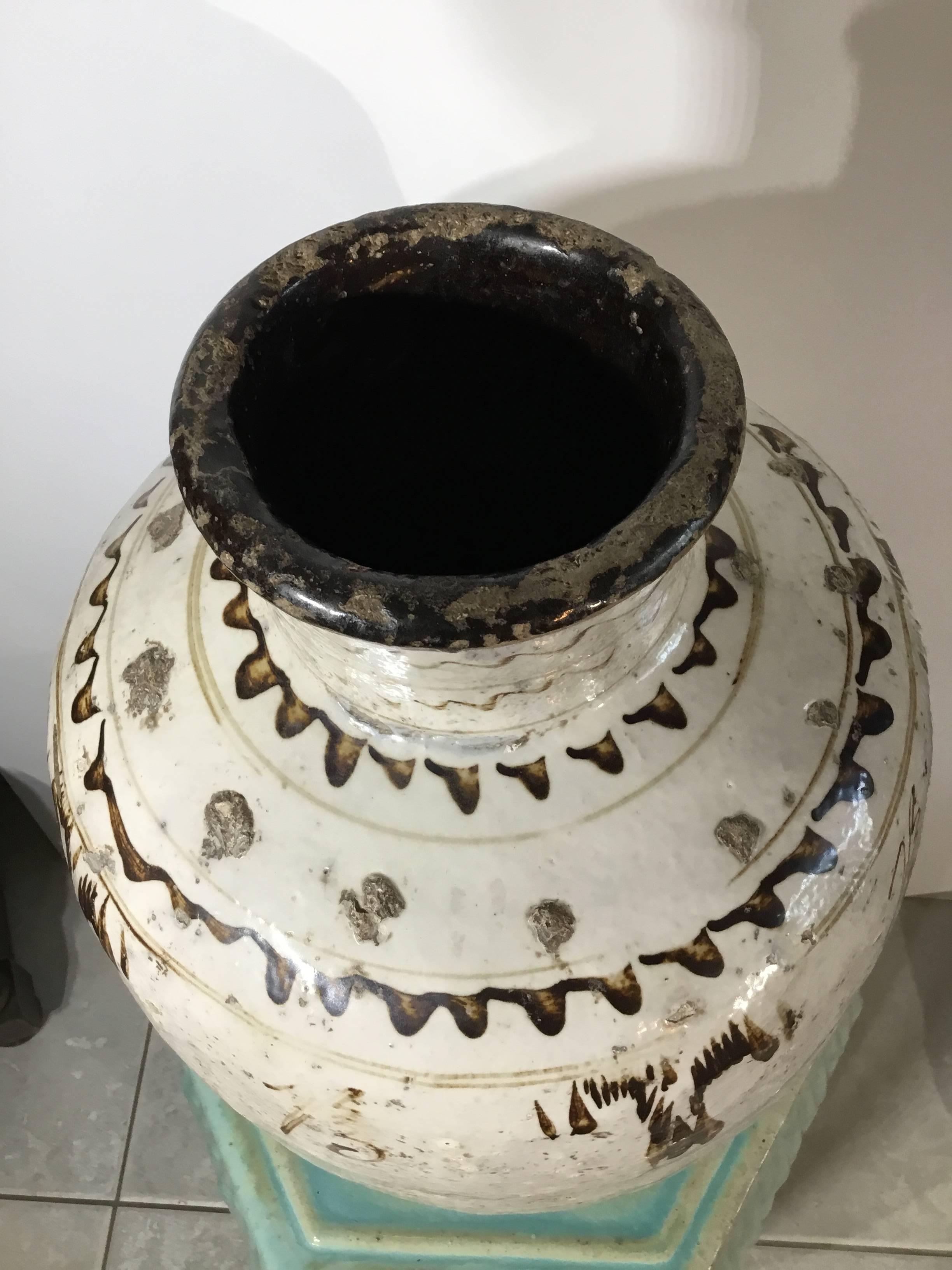 Antique Cizhou Stoneware Vessel Ming Dynasty  5