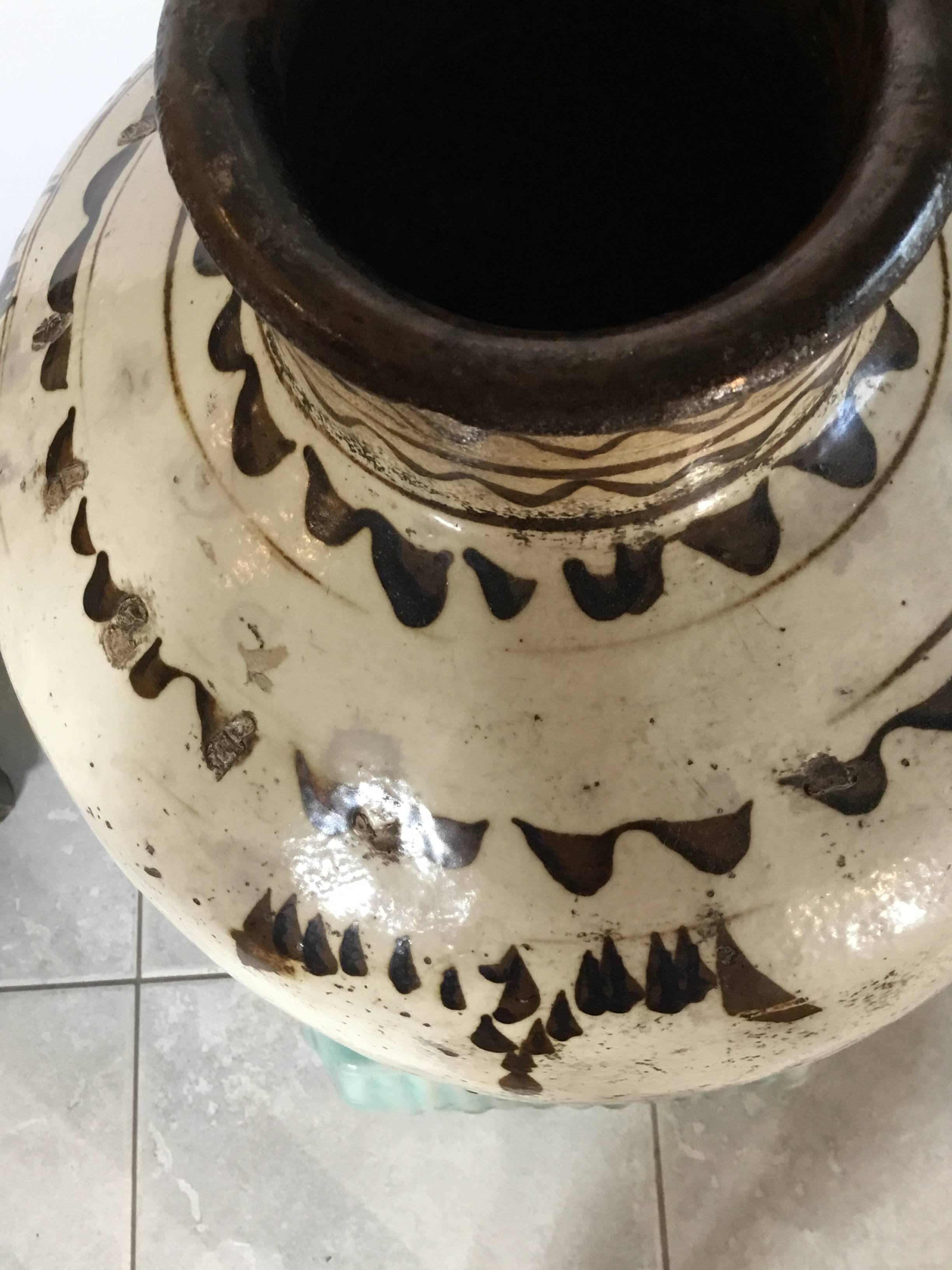 Antique Cizhou Stoneware Jar, Ming Dynasty 5