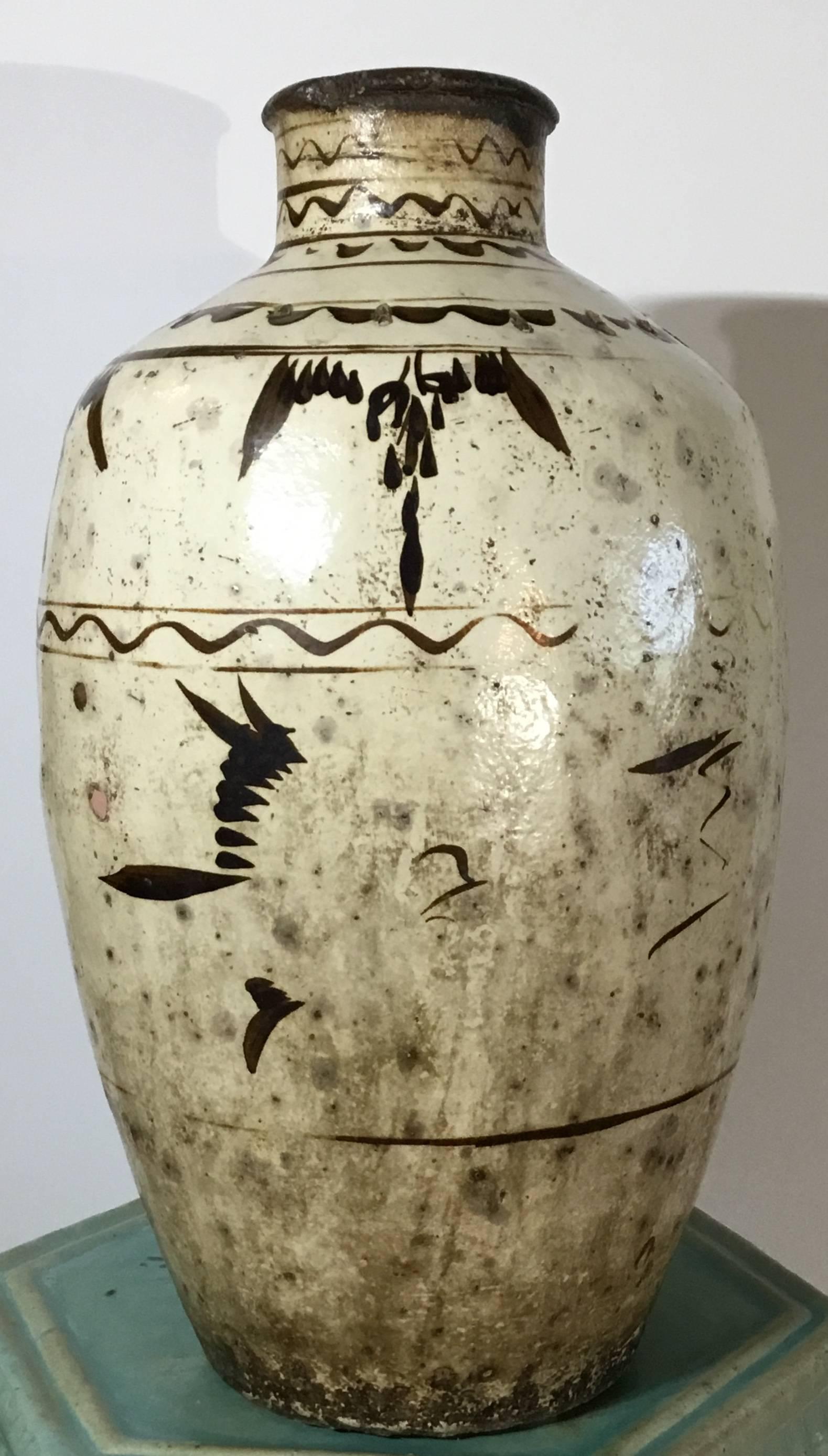 Chinese Antique Cizhou Stoneware Jar, Ming Dynasty