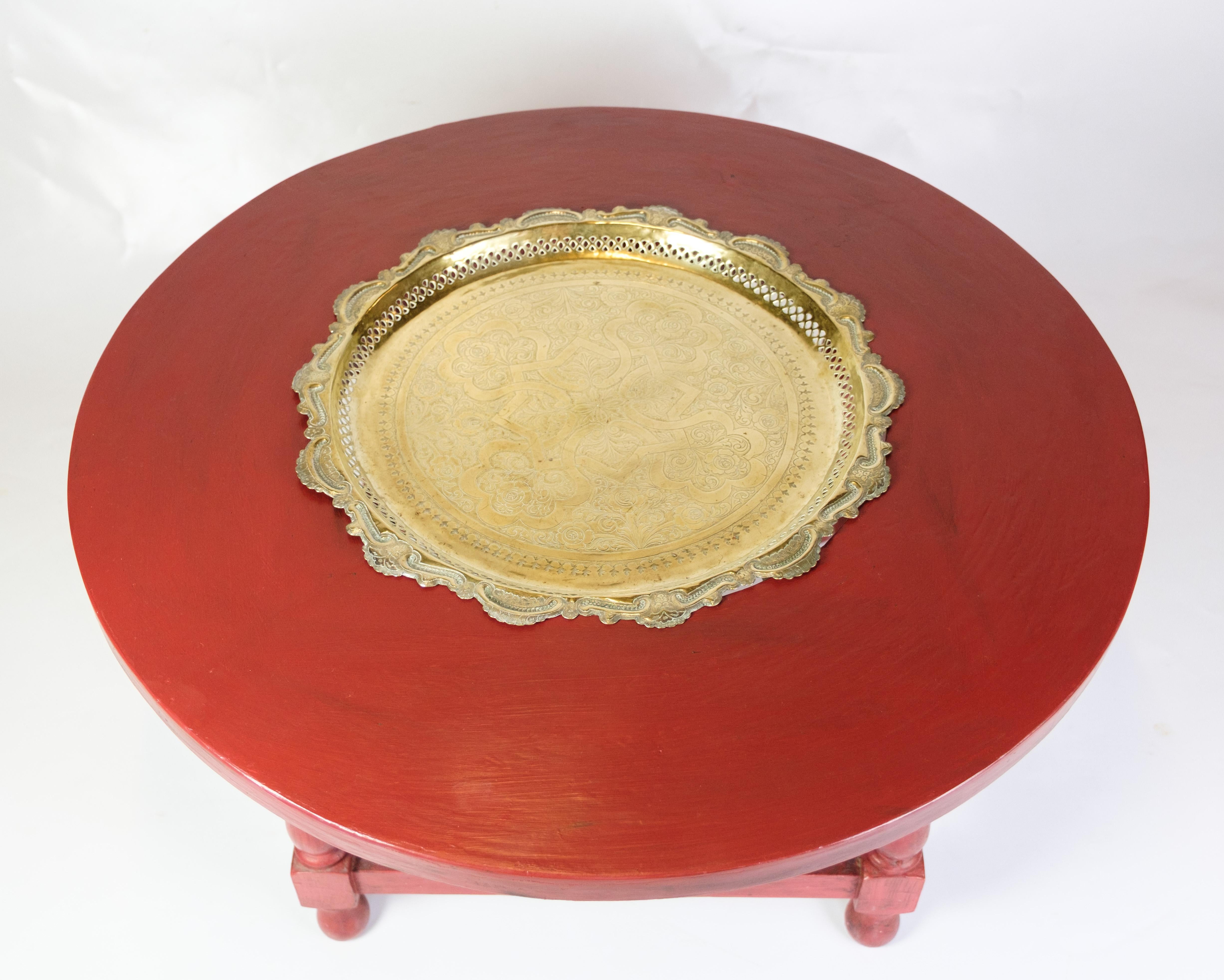 Danish Antique Chinese Style Round Coffee Table With Bulit-in Brass Tray From 1890s For Sale