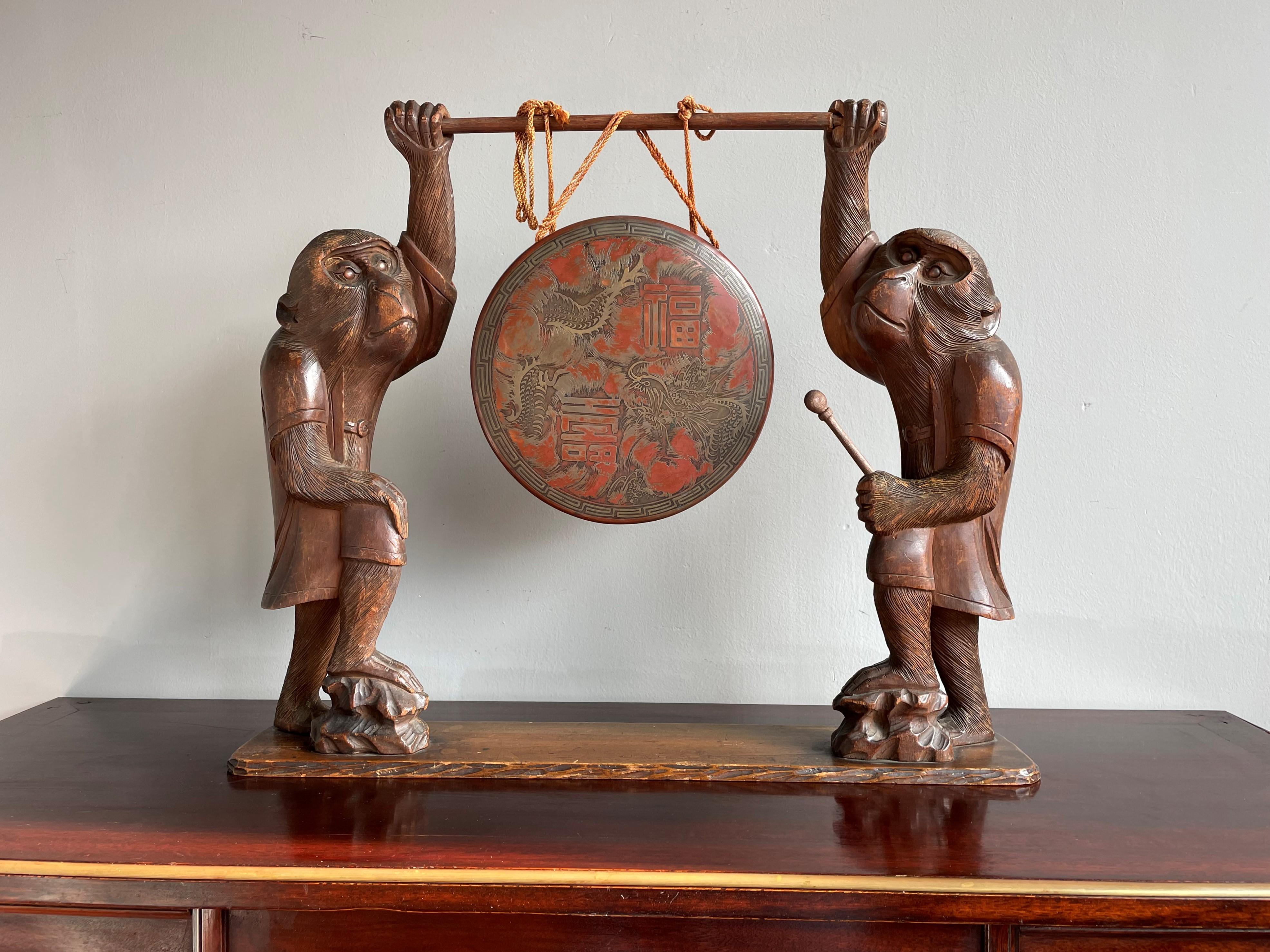 Antique Chinese Table Gong Held Up by Two Hand Carved Wooden Monkey Sculptures 10