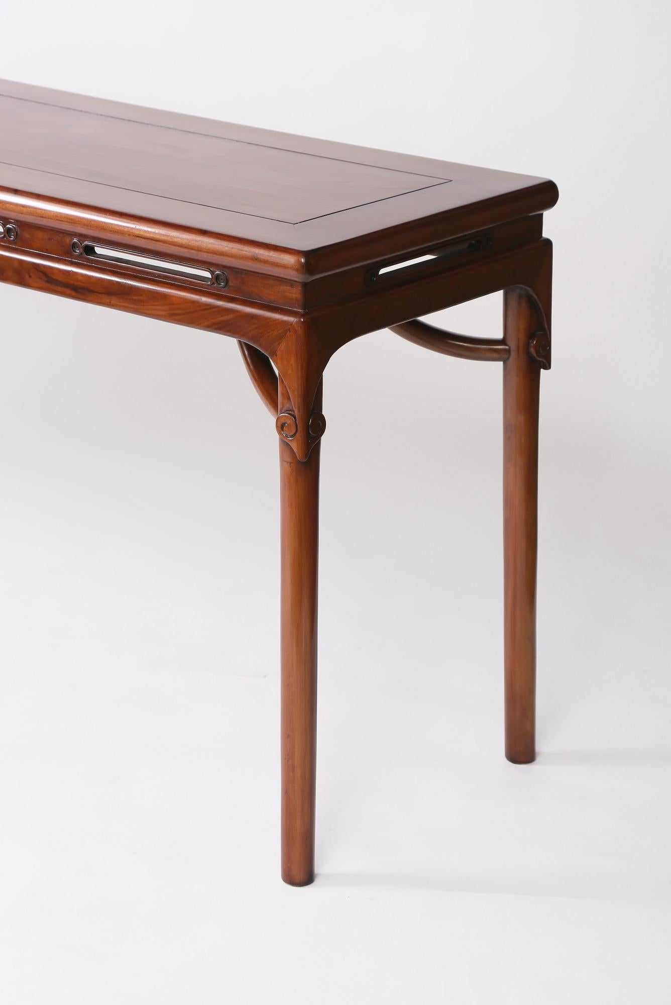 Antique Chinese Table with Pierced Waist and S-Curve Braces, Ming Style In Good Condition In 10 Chater Road, HK