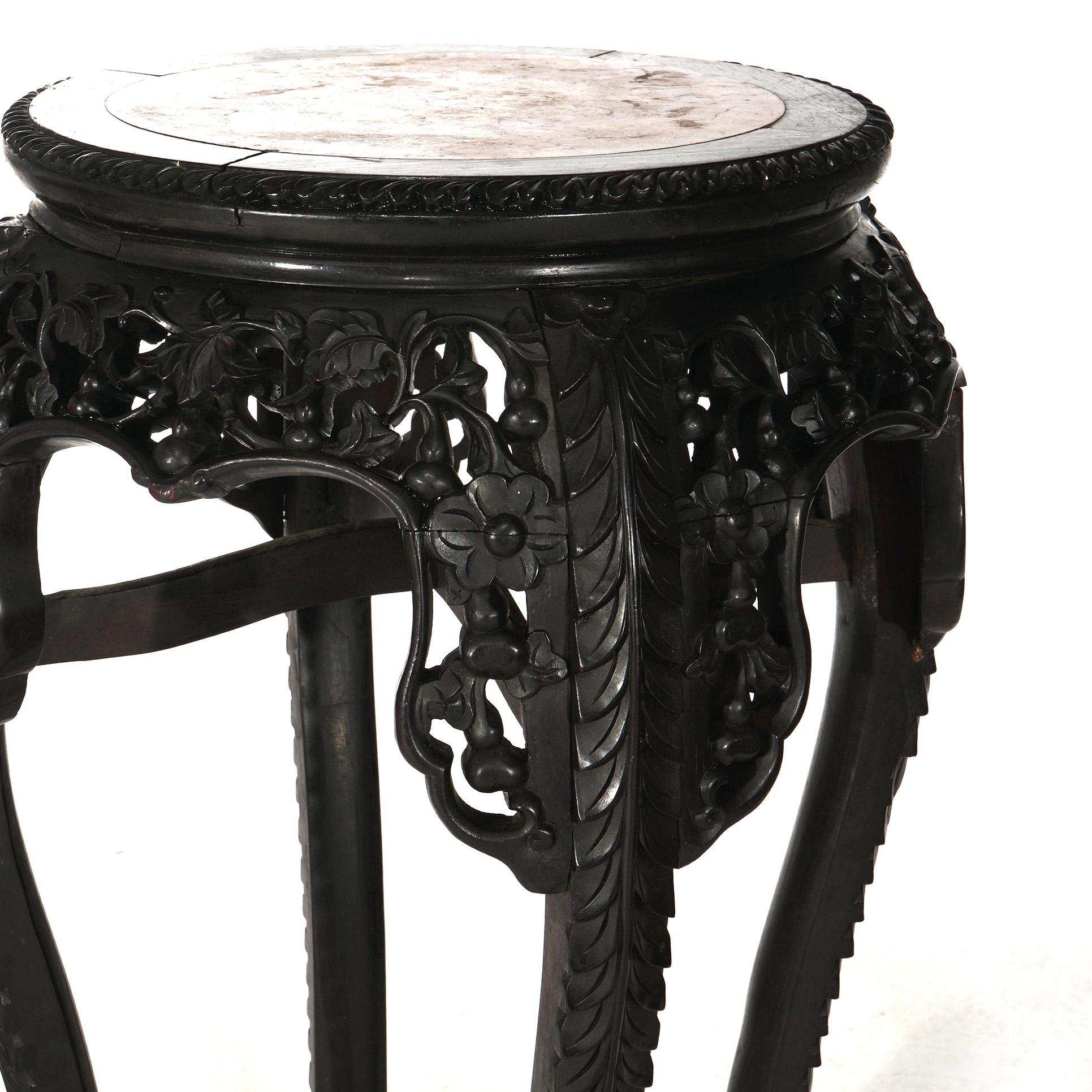 Marbre Ancienne table chinoise sculptée en bois dur et marbre rouge C1910 en vente