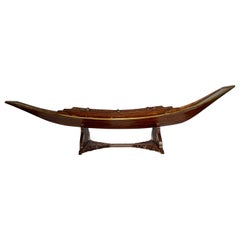 Antico centrotavola cinese in teak "Junk" del 1900 circa