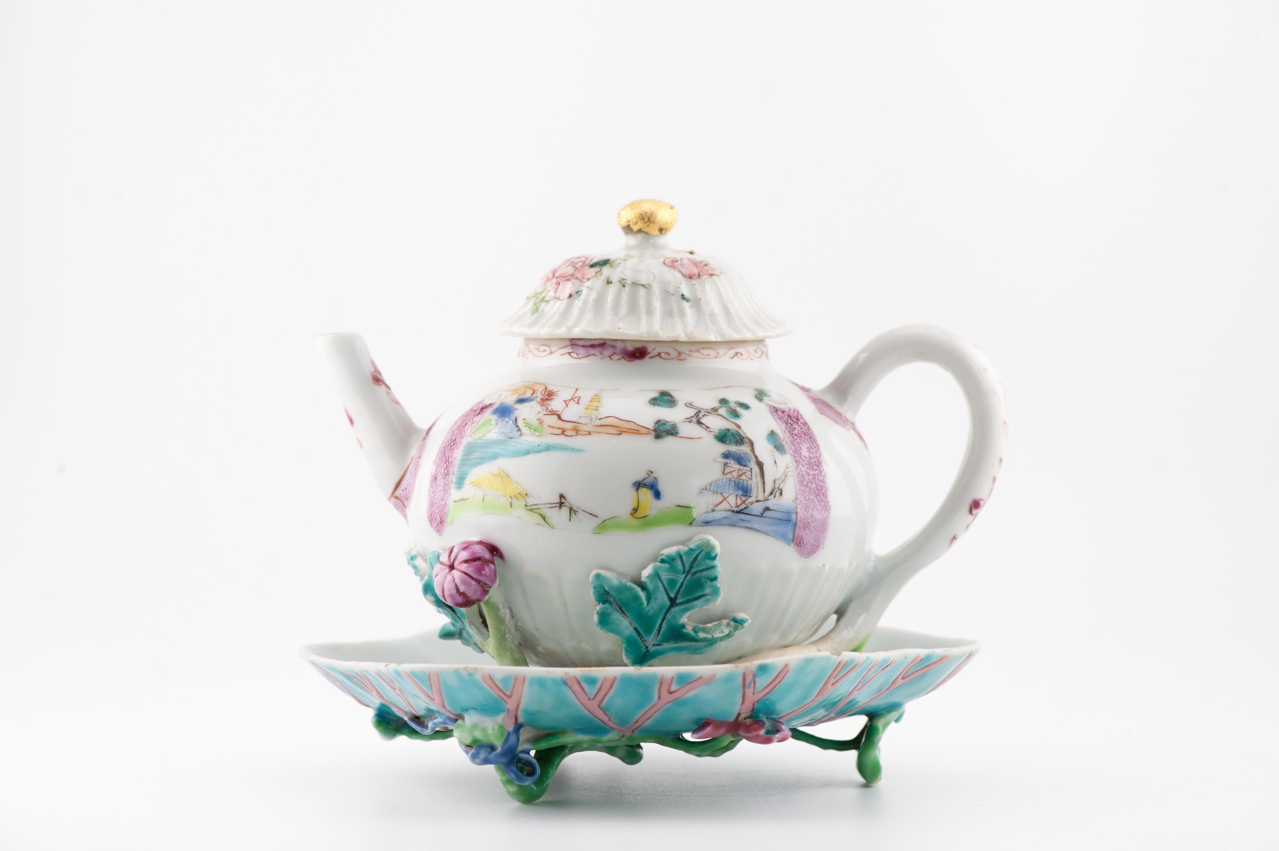 Antique Chinese Teapot and Pattipan with Relief Flowers Yongzheng Porcelain Chin For Sale 5