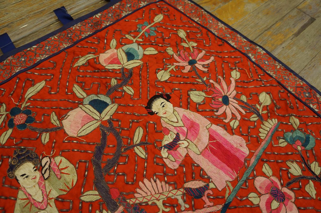 1930s Chinese Silk Pictorial Embroidery ( 2'  x 3' - 61 x 91 cm )  For Sale 3