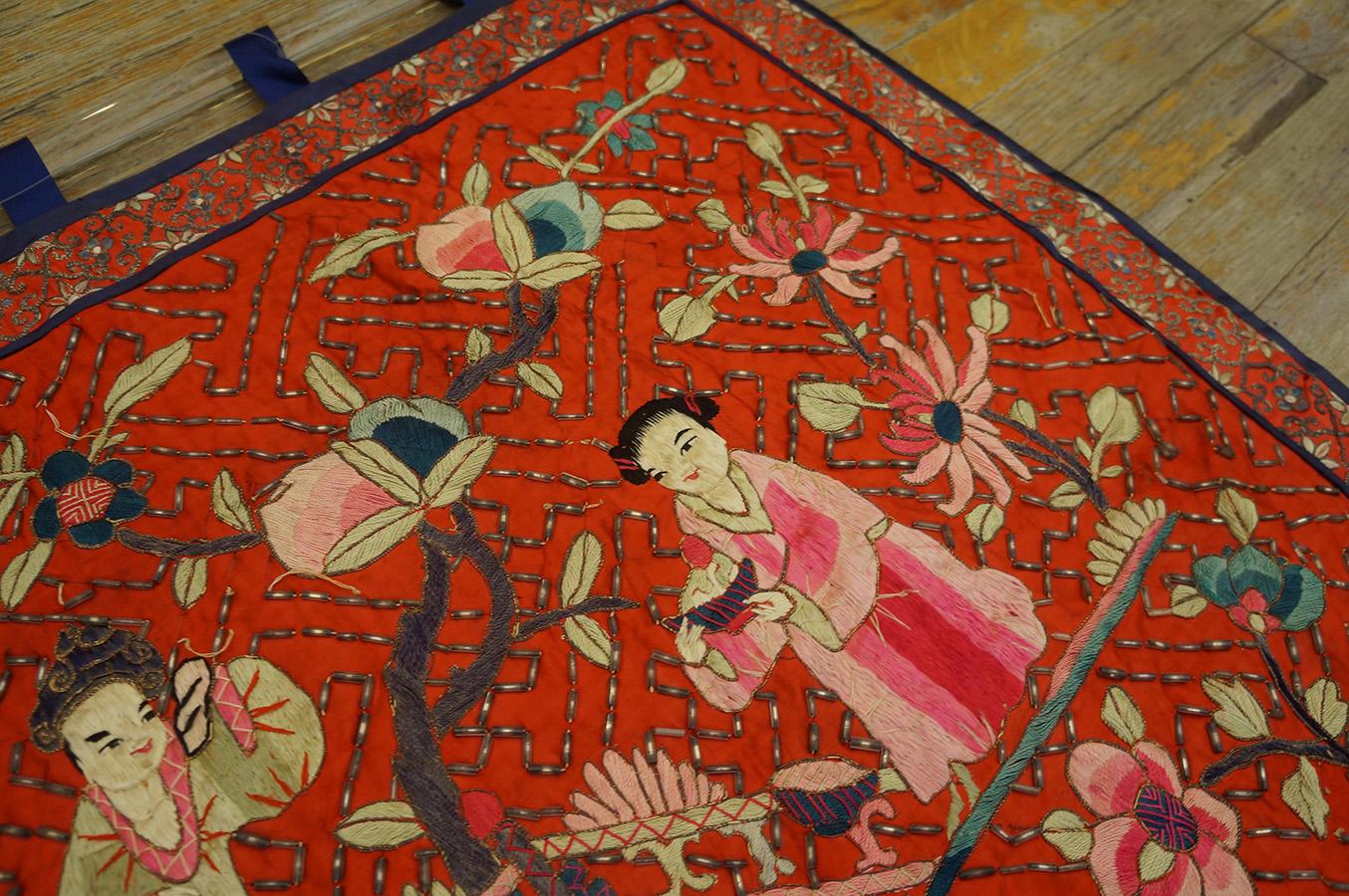 1930s Chinese Silk Pictorial Embroidery ( 2'  x 3' - 61 x 91 cm ) For Sale 2