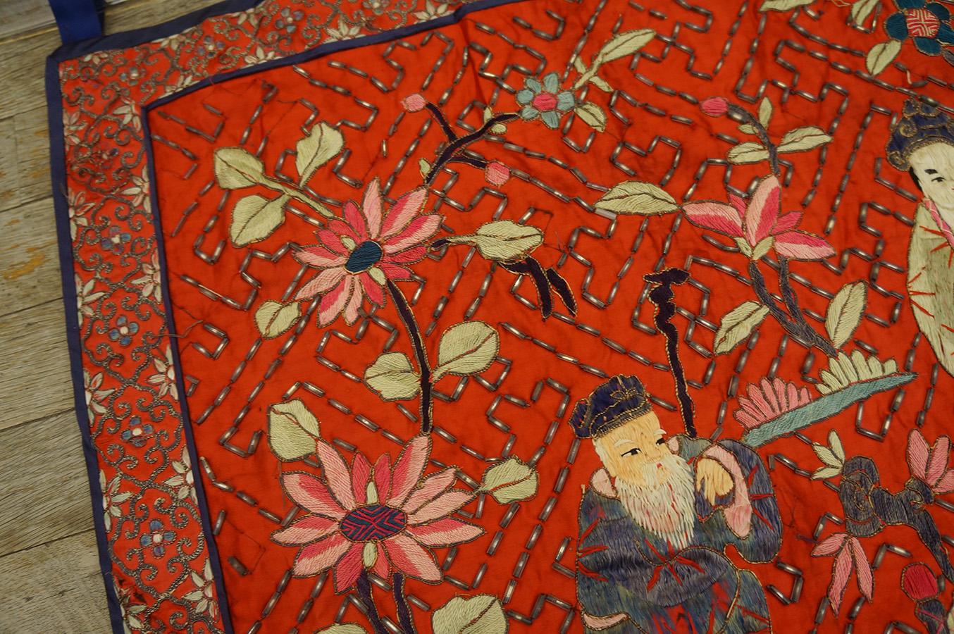 1930s Chinese Silk Pictorial Embroidery ( 2'  x 3' - 61 x 91 cm )  For Sale 8