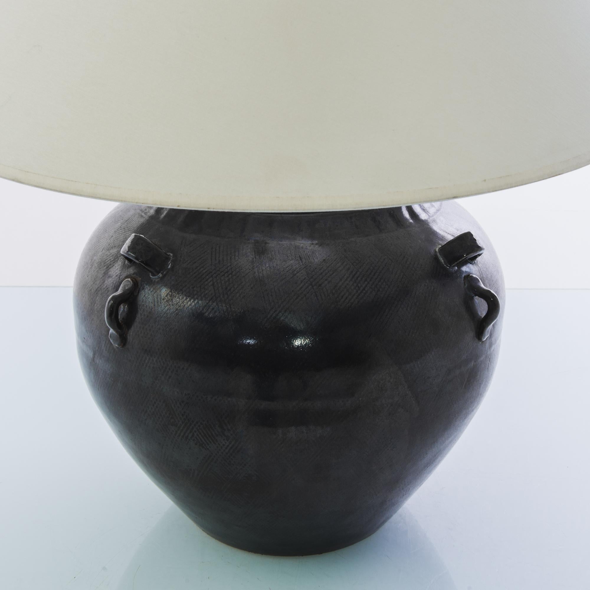 black vase lamp