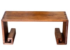 Antike chinesische Tieli-Holz-Wasserfallbank oder kleiner Couchtisch