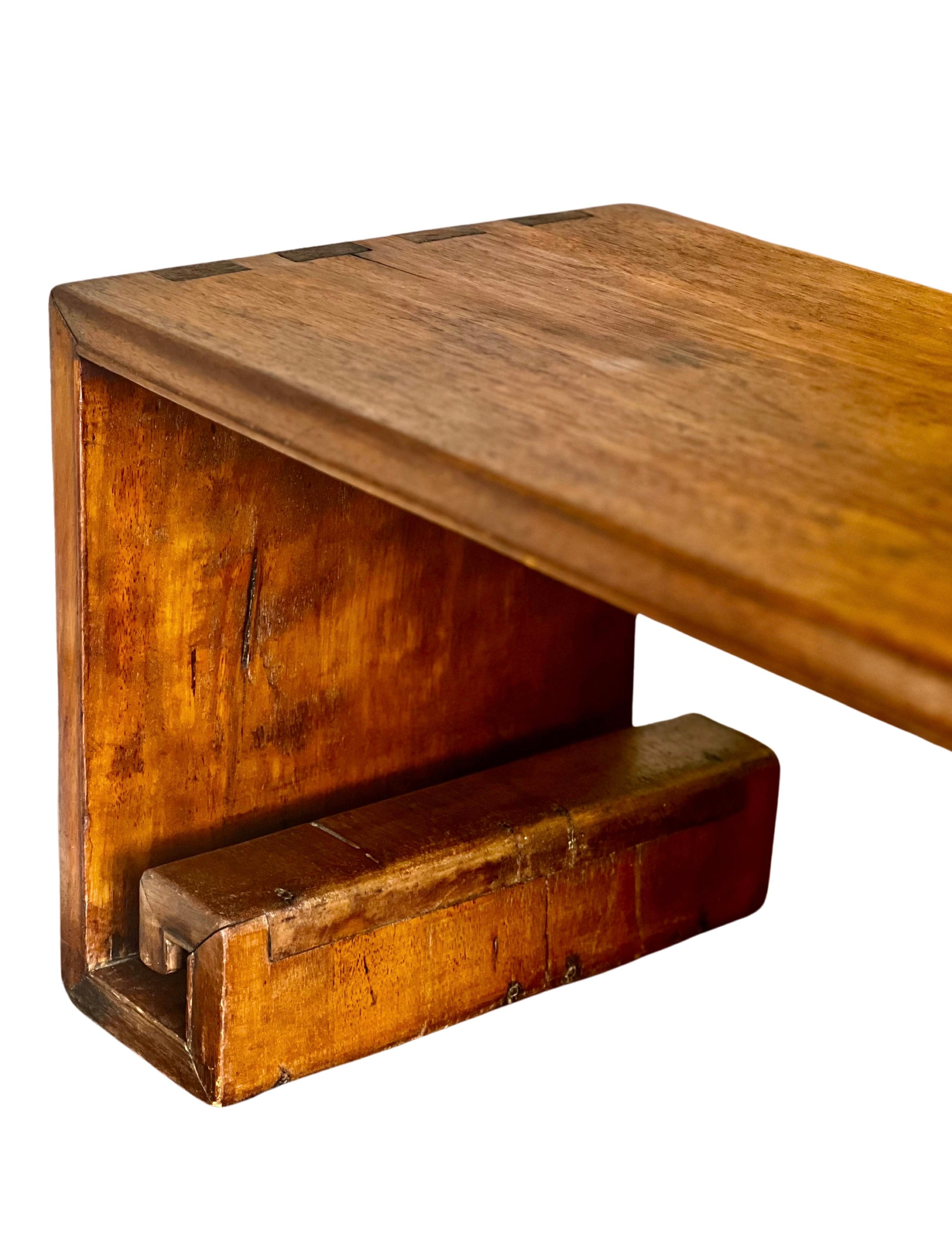 Bois Ancienne table basse ou petite table basse chinoise en bois Tieli pour cascade en vente