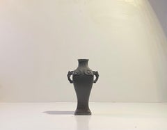 Antique Chinese Vase in Bronze, Ming Style