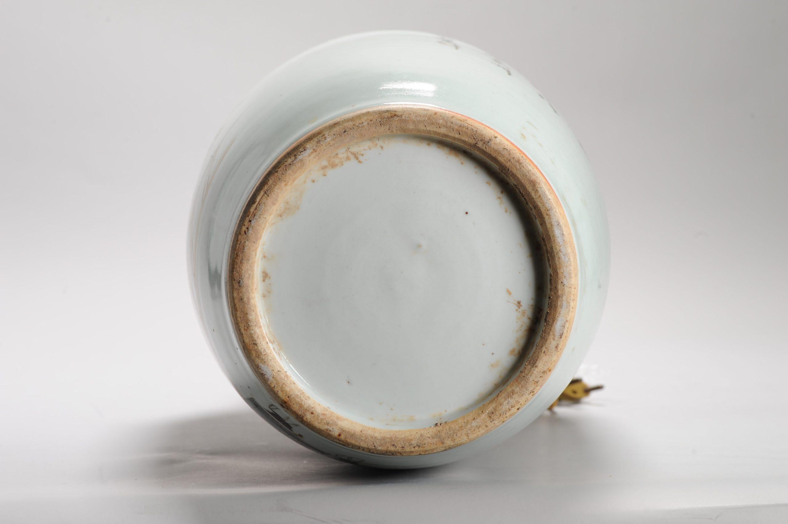 Antiquité Vase Chinois Fin de la Dynastie Qing ou de la République Porcelaine Faite en Lampe Bon état - En vente à Amsterdam, Noord Holland