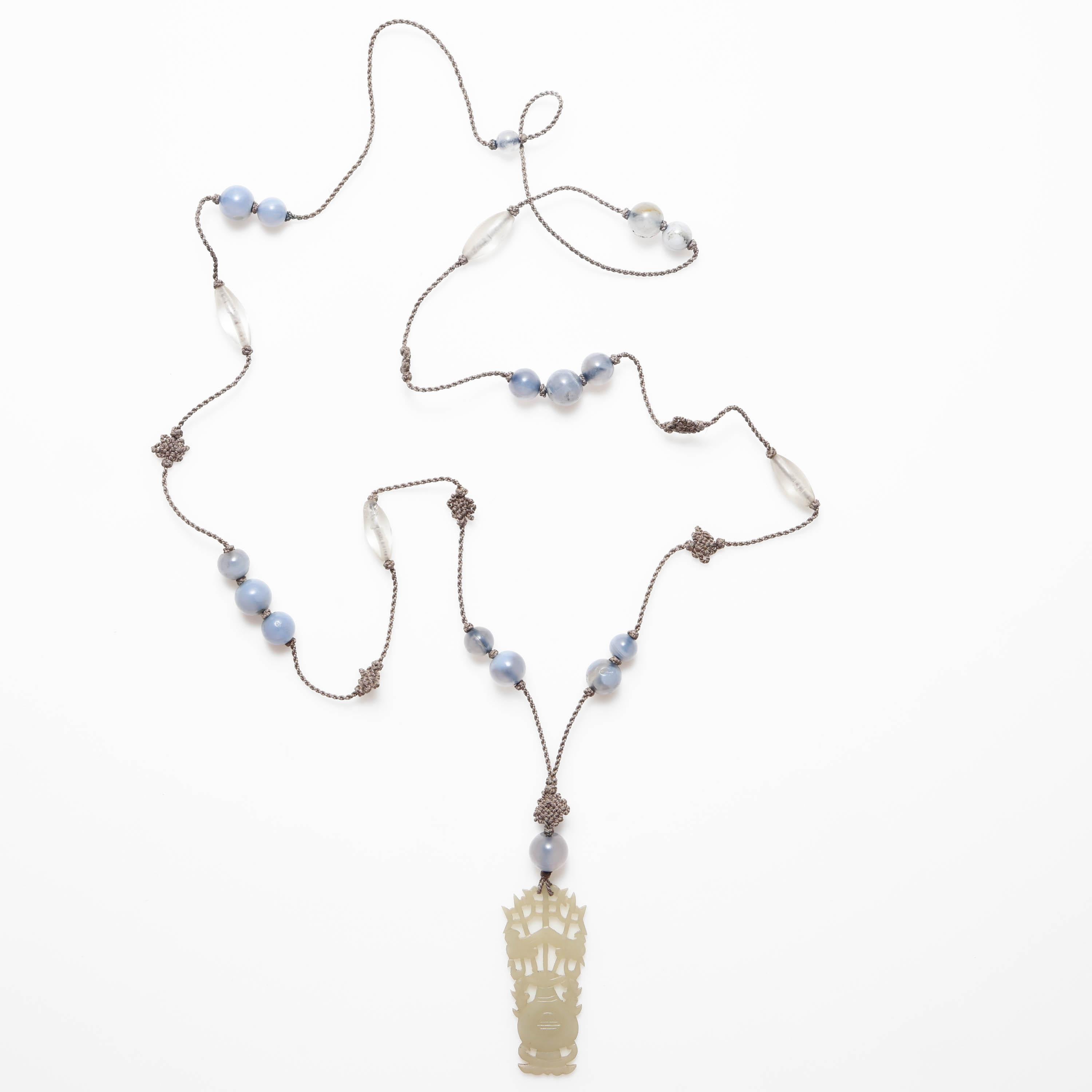 Antike chinesische weiße Nephrit-Halskette mit Anhänger, um 1920, zertifiziert und unbehandelt für Damen oder Herren im Angebot
