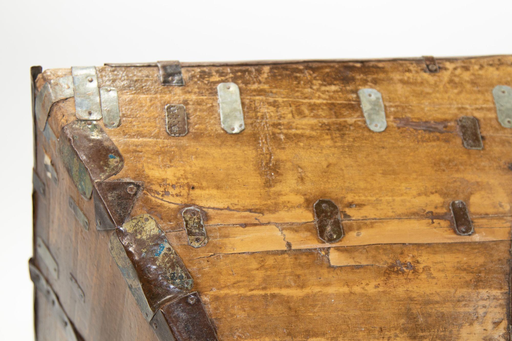 Antico cesto cinese in Wood in vendita 9