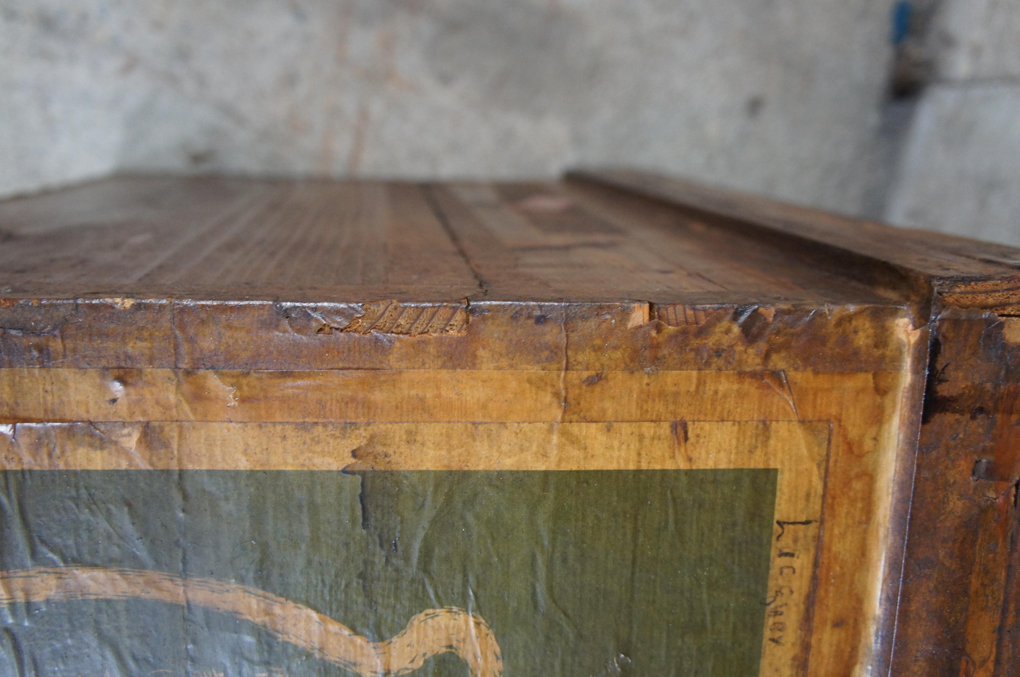 Antique Chinese Wooden Tea Shipping Box Crate Tin Lining Coffee End Table In Good Condition In Dayton, OH