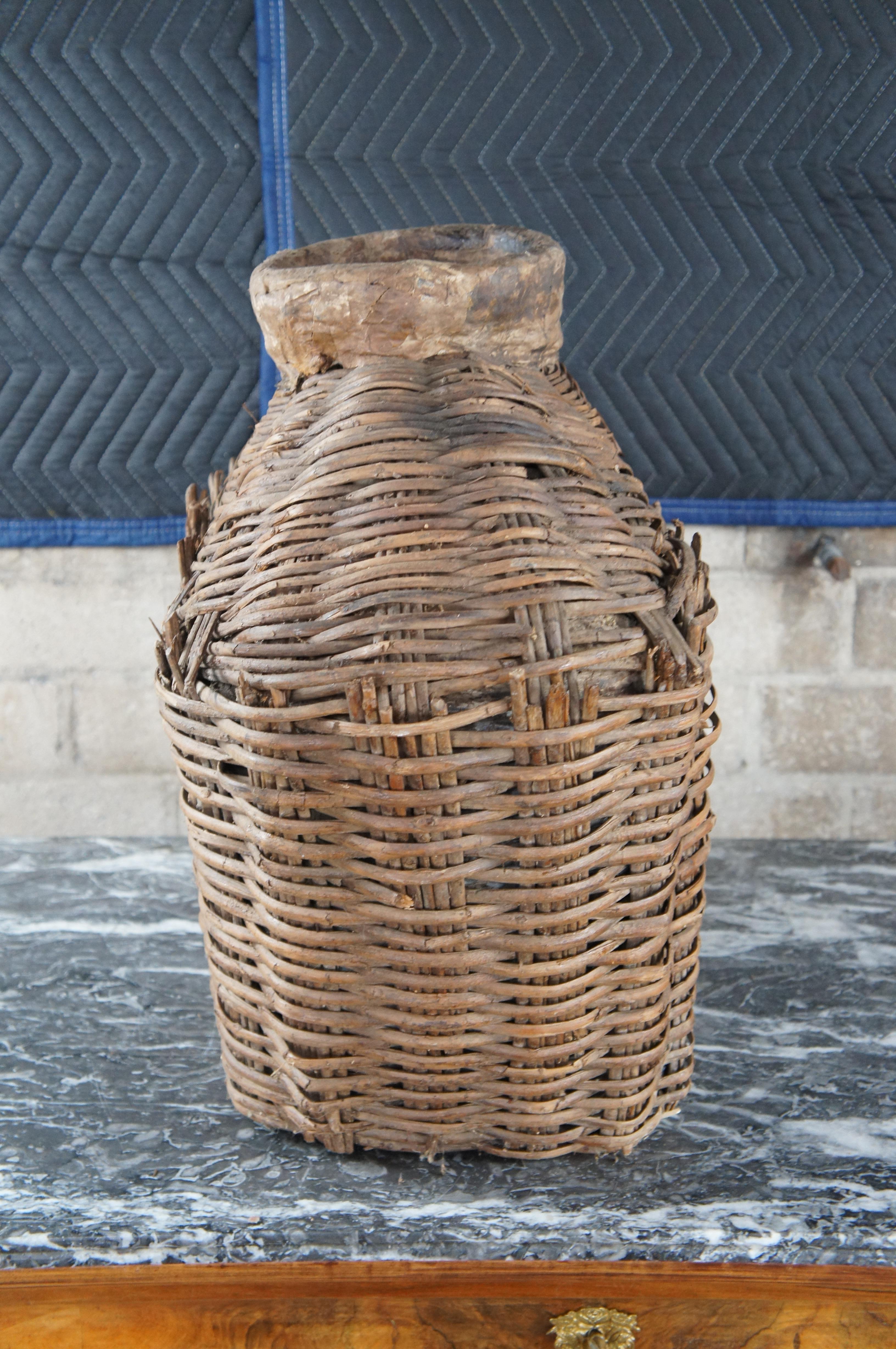 20th Century Antique Chinese Woven Willow Oil Container Food Storage Basket Vessel Jar For Sale