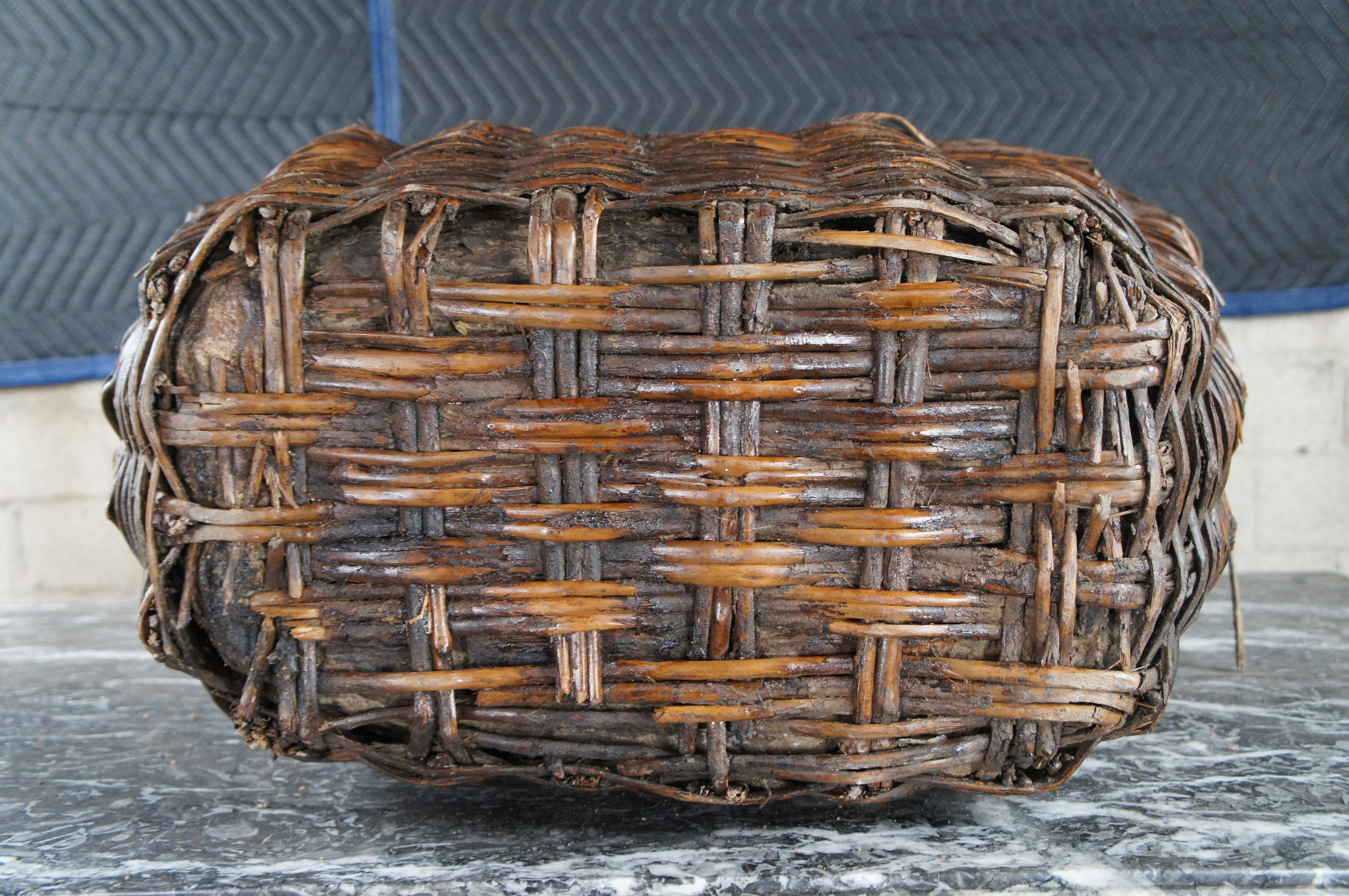 Antique Chinese Woven Willow Oil Container Food Storage Basket Vessel Jar For Sale 4