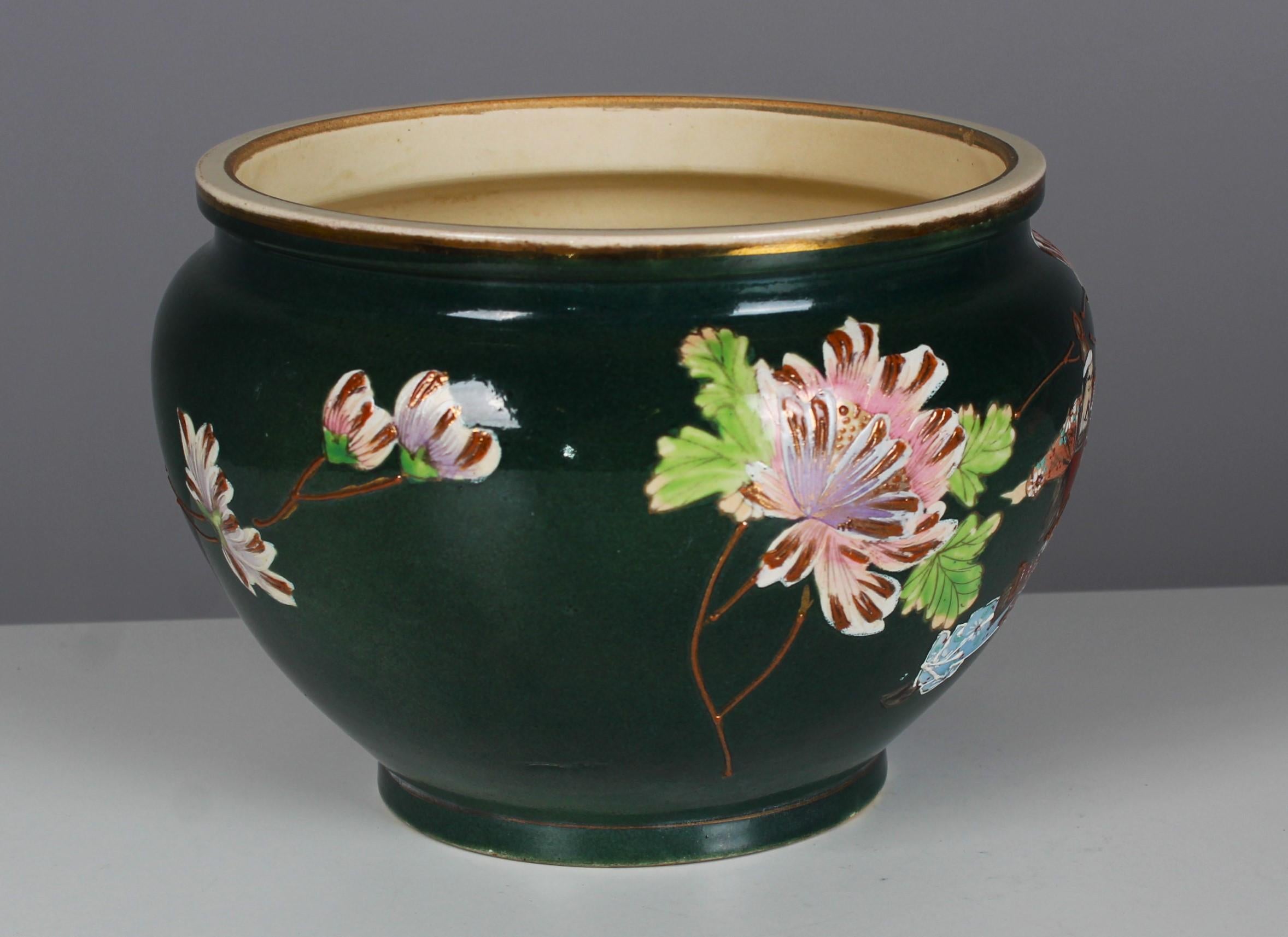 Antique Chinoise Flower Pot, France, 1880s, Hand Painted Chinese Warrior In Good Condition For Sale In Greven, DE