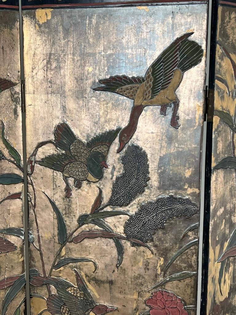 Ancienne Chinoiserie Laque Noire Paravent de Chambre Coromandel c. Fin du 19e siècle en vente 2