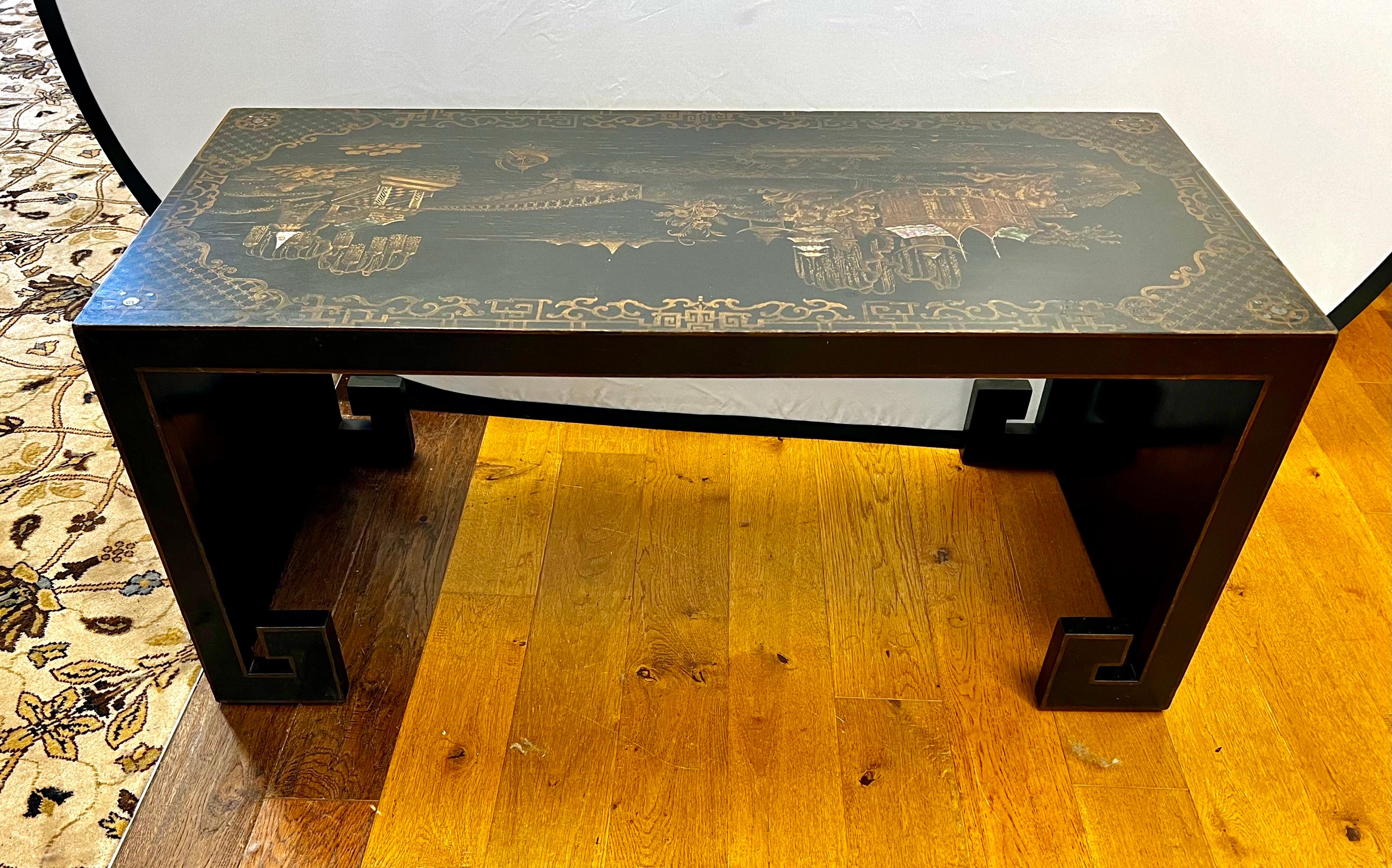 Table basse de cocktail chinoiseries ancienne laquée noire et peinte à la main 3