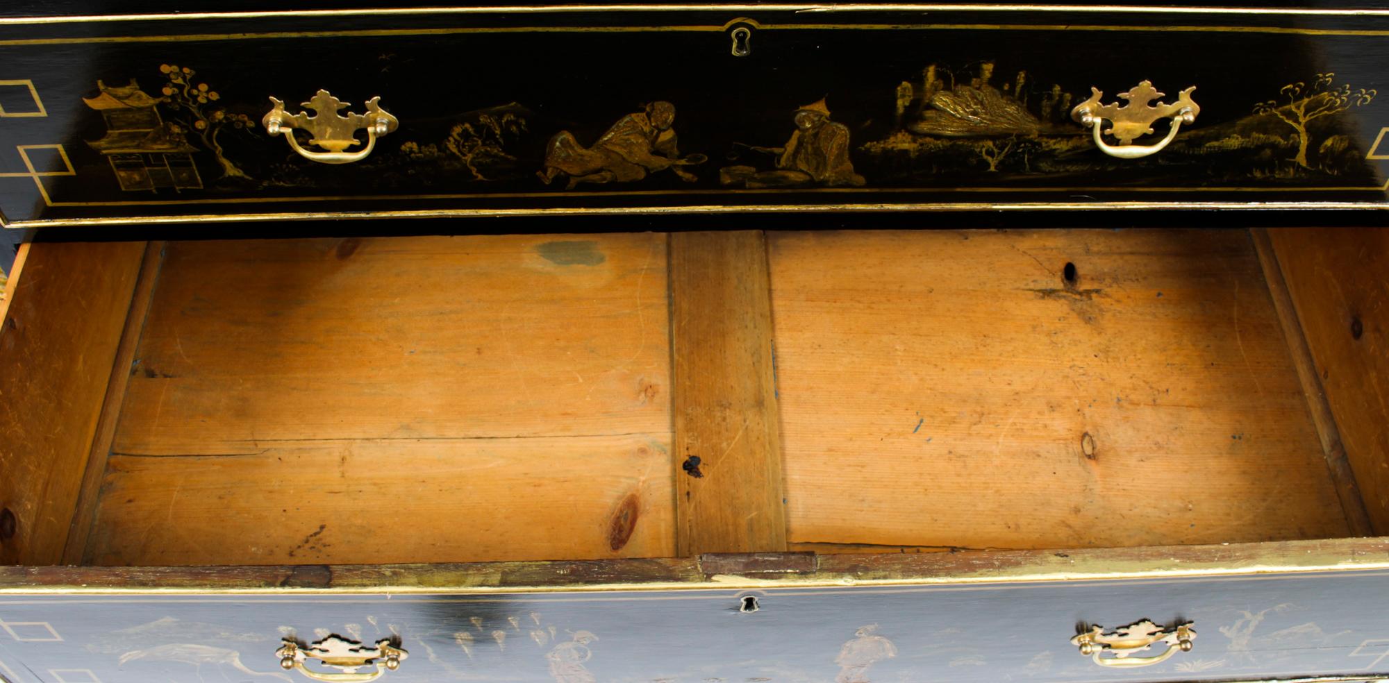 Antique Chinoiserie Black Lacquered Chest, 19th Century 11