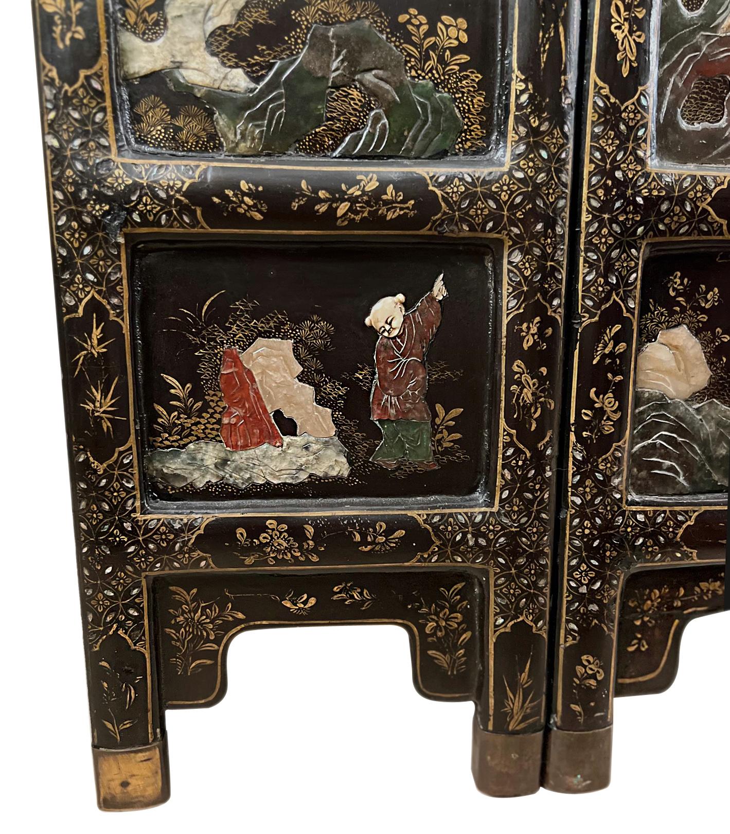 Antique Chinoiserie Cabinet In Good Condition For Sale In New York, NY