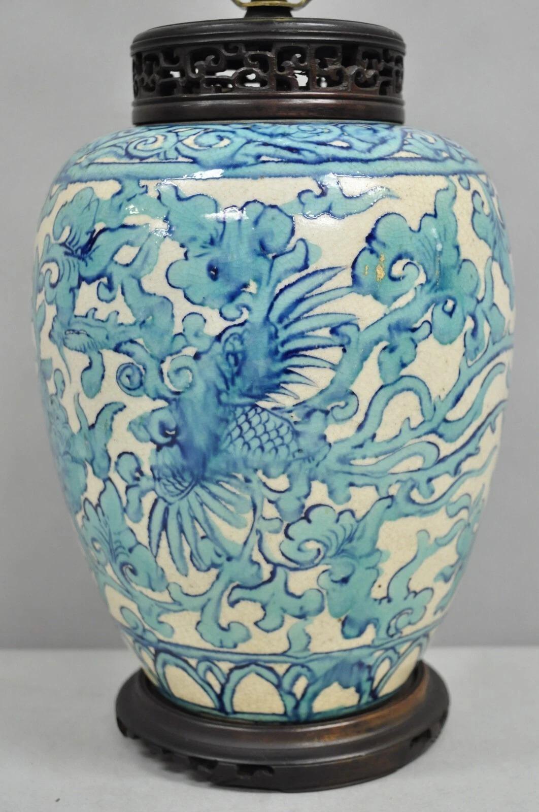 Cineserie Antique Chinoiserie Chinese Porcelain Blue Ginger Jar Oriental Table Lamp in vendita