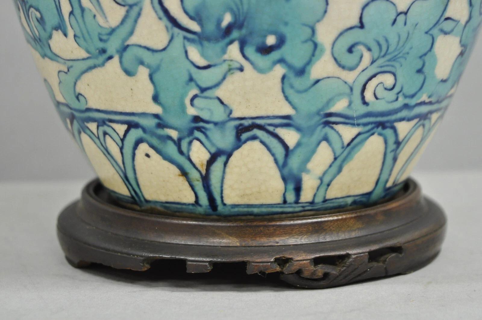 Antique Chinoiserie Chinese Porcelain Blue Ginger Jar Oriental Table Lamp in vendita 1