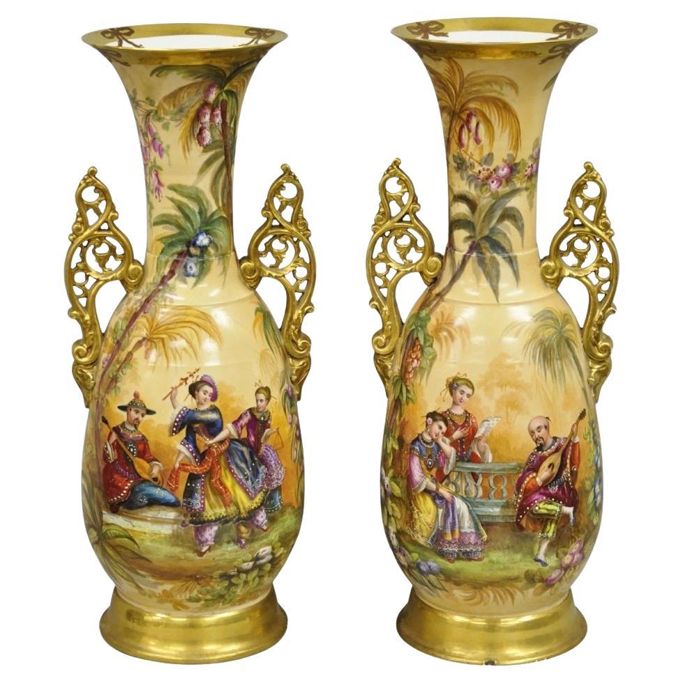 Jarrones Grandes de Porcelana Francesa Antigua Chinoiserie Pintados a Mano Orientalistas - Pareja