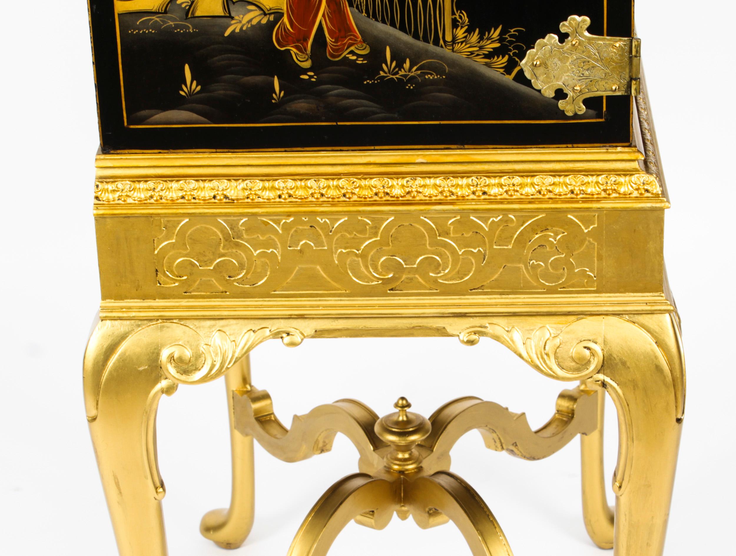 Antiker Chinoiserie-Lackschrank auf vergoldetem Holzständer, frühes 20. Jahrhundert 9