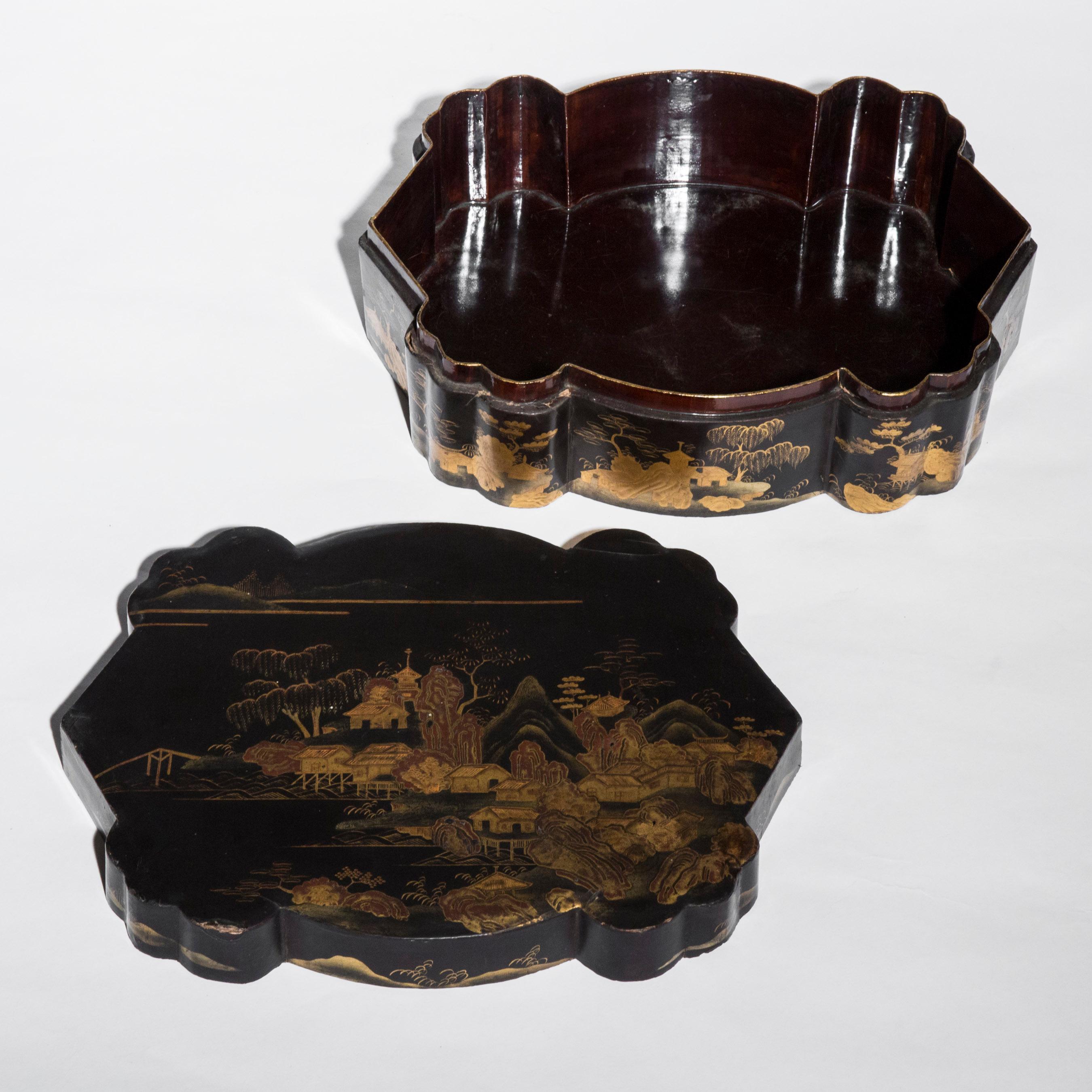 Antique Chinoiserie Lacquer Jewelry Box on Tray, 19th Century 6