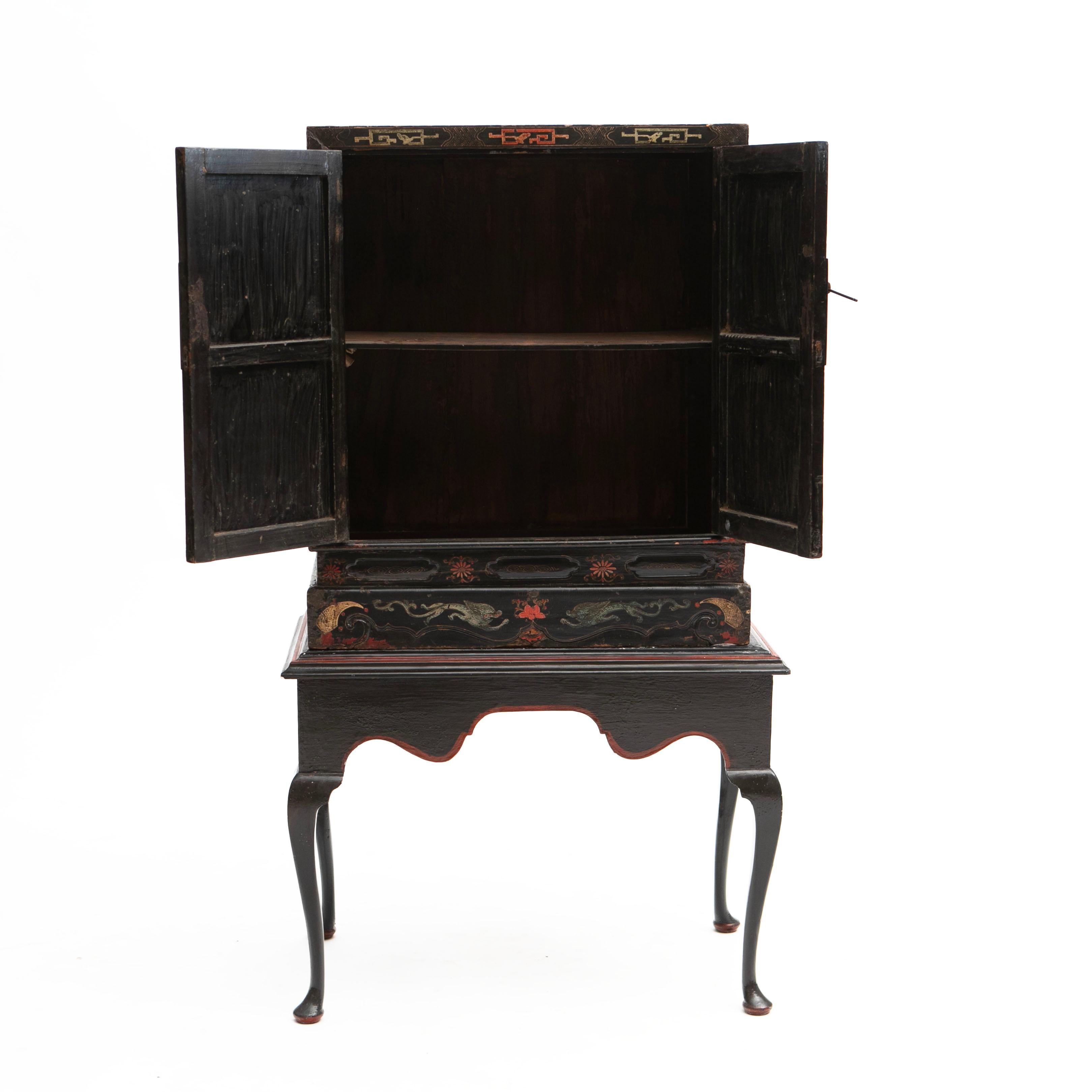 Qing Chinoiserie Black Lacquered Cabinet on Stand For Sale