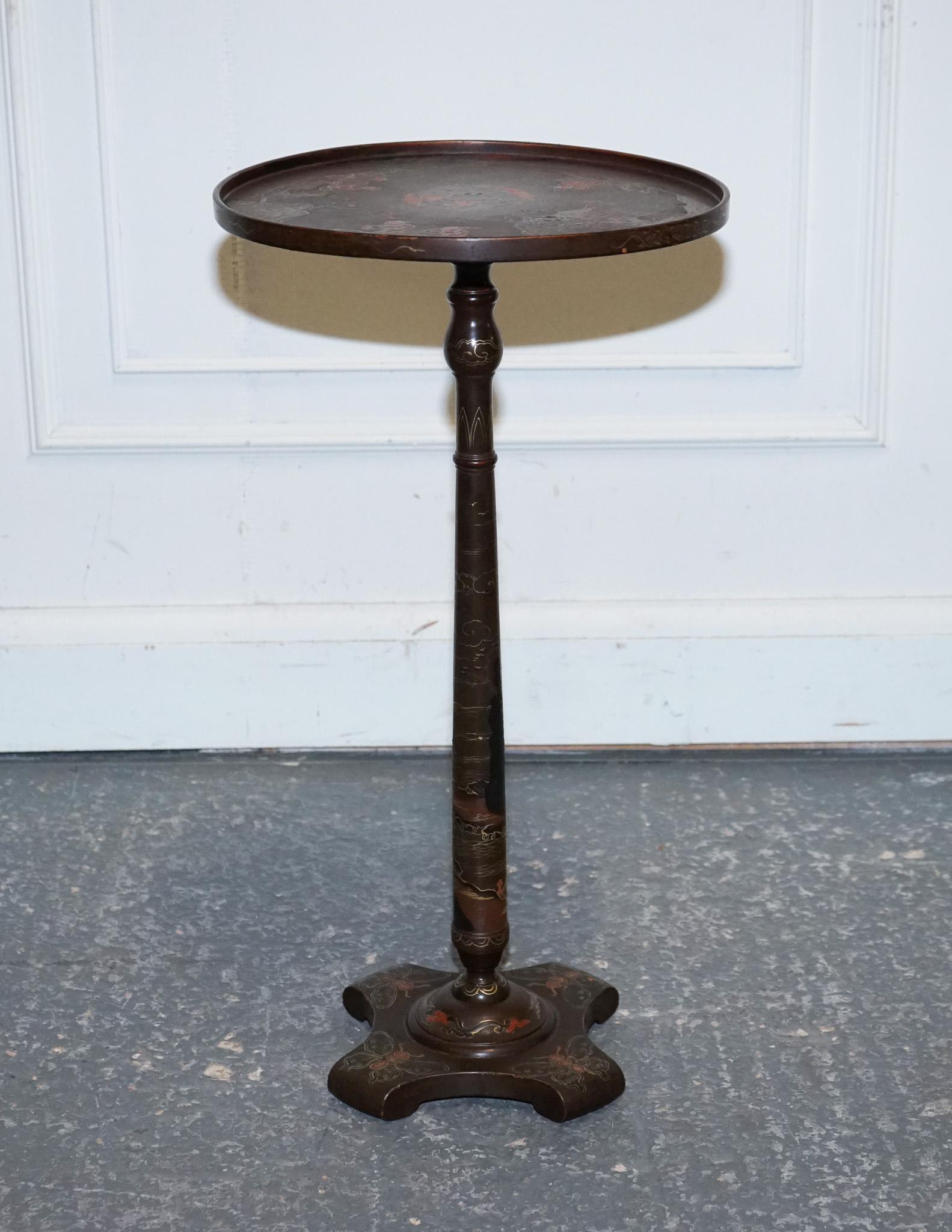 ANTIQUE CHINOISERIE LACQUERED HAND PAINTED SIDE END WiNE LAMP TABLE (Britisch) im Angebot