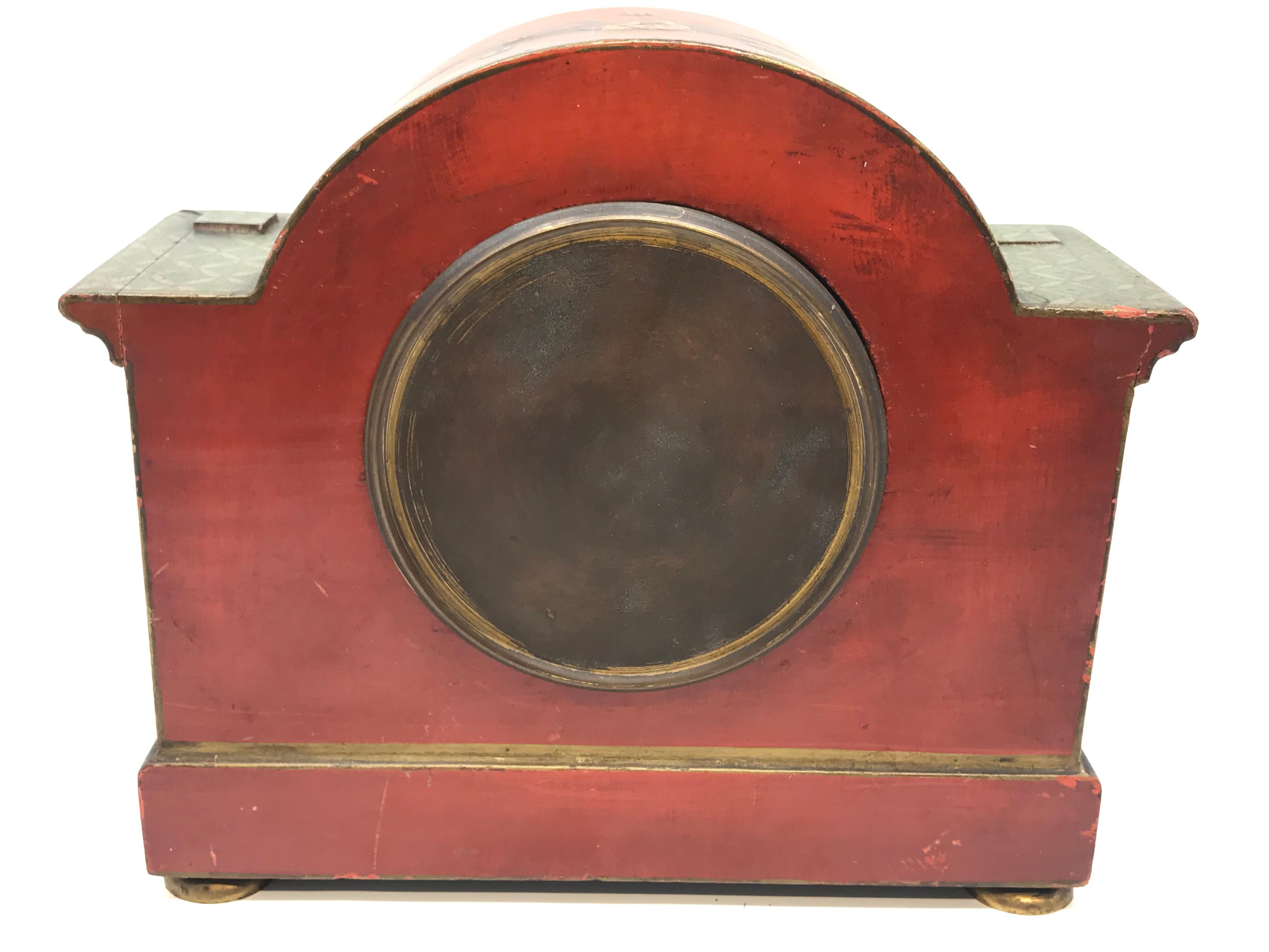 Antiguo Reloj de Manto Chinoiserie Lacado Rojo Movimiento Buren en Bueno estado para la venta en Montreal, QC