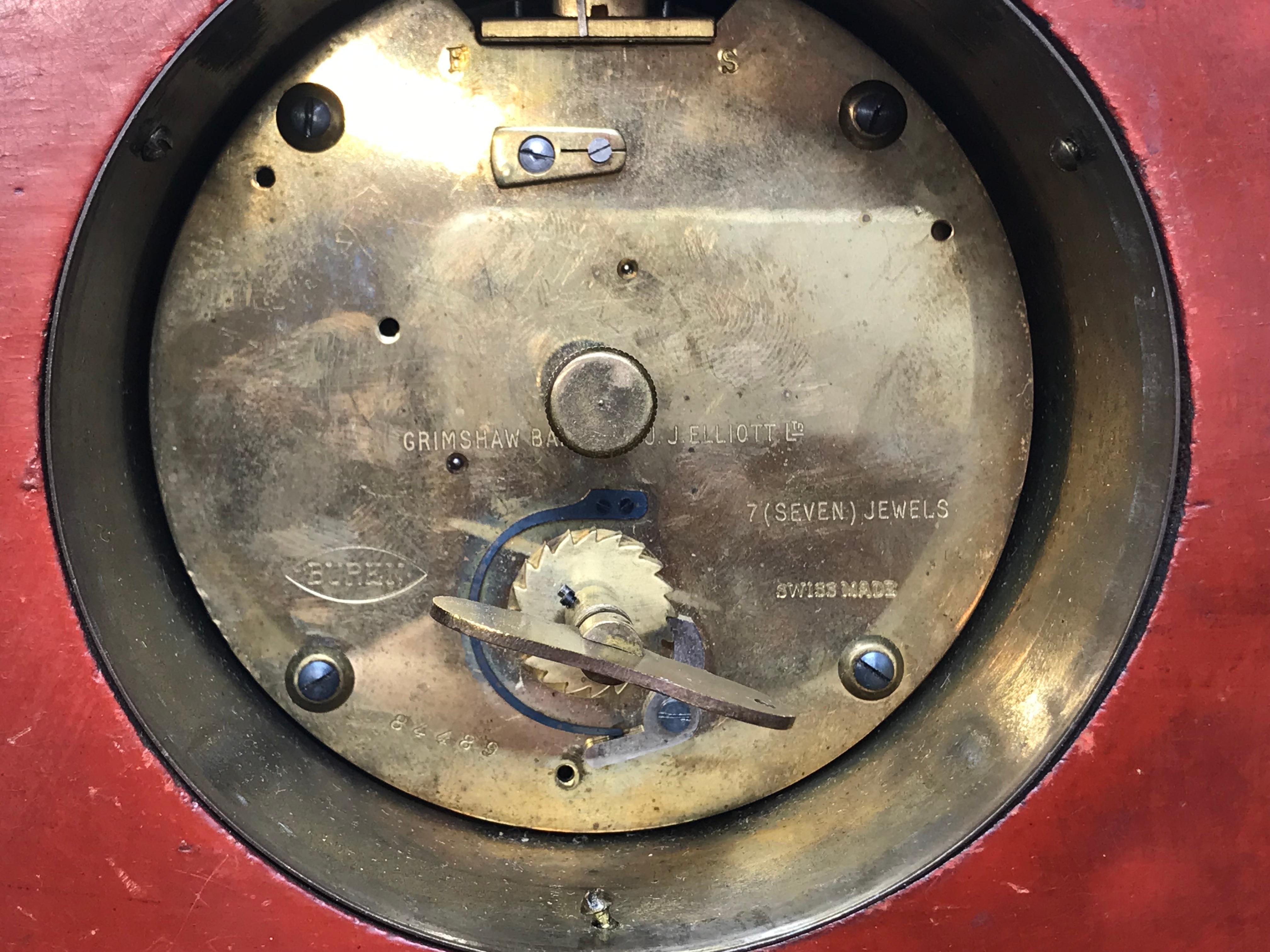 Antiguo Reloj de Manto Chinoiserie Lacado Rojo Movimiento Buren en venta 1