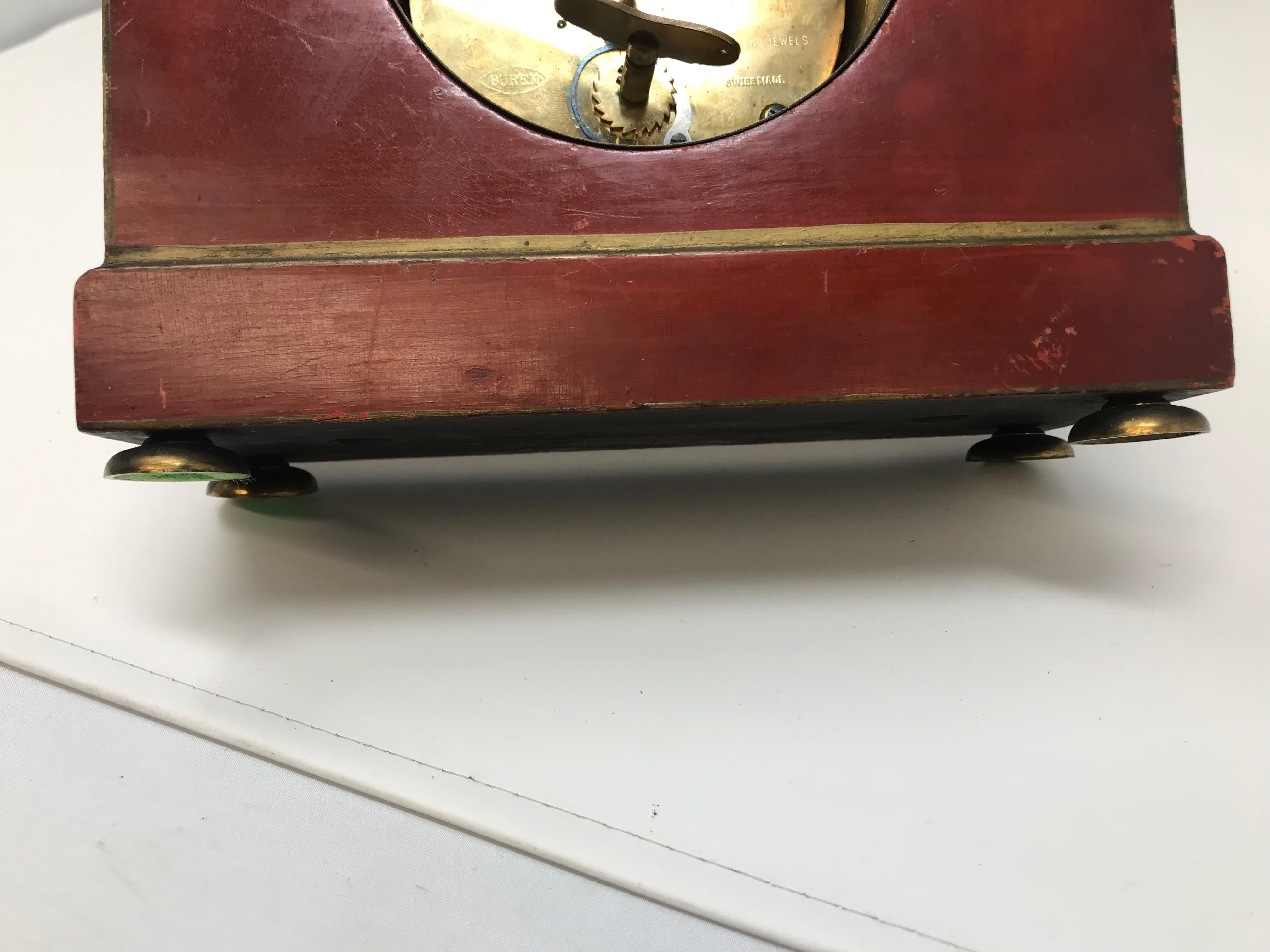 Antiguo Reloj de Manto Chinoiserie Lacado Rojo Movimiento Buren en venta 2