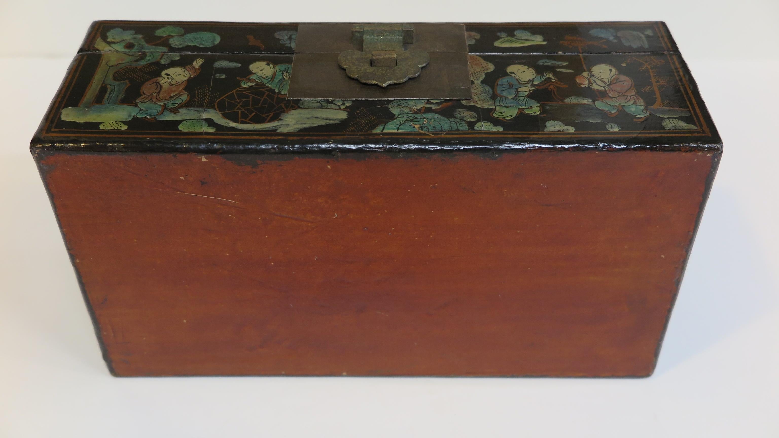 Antique Chinoiserie Painted Box 10