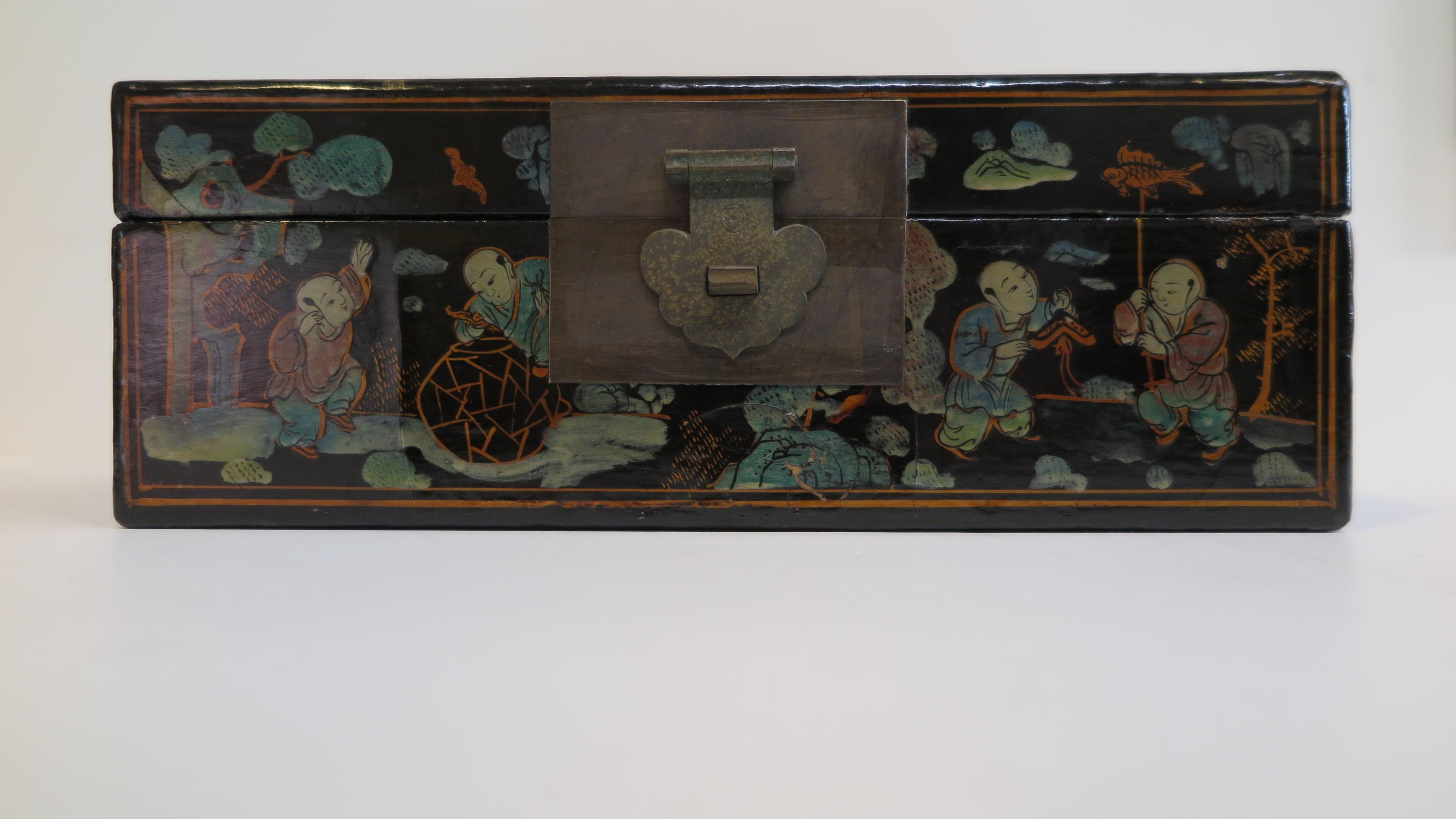 Early 20th Century Antique Chinoiserie Painted Box