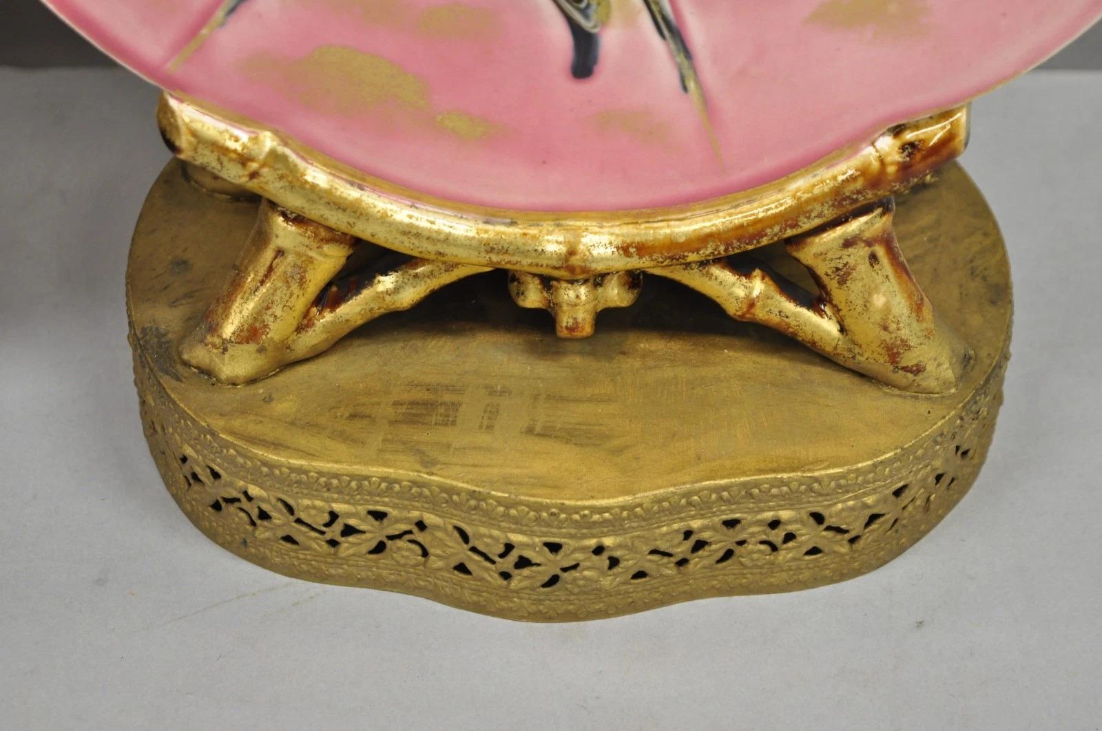 Ancienne paire de lampes de table à vase rond en porcelaine rose de Chinoiserie avec oiseaux en vente 6
