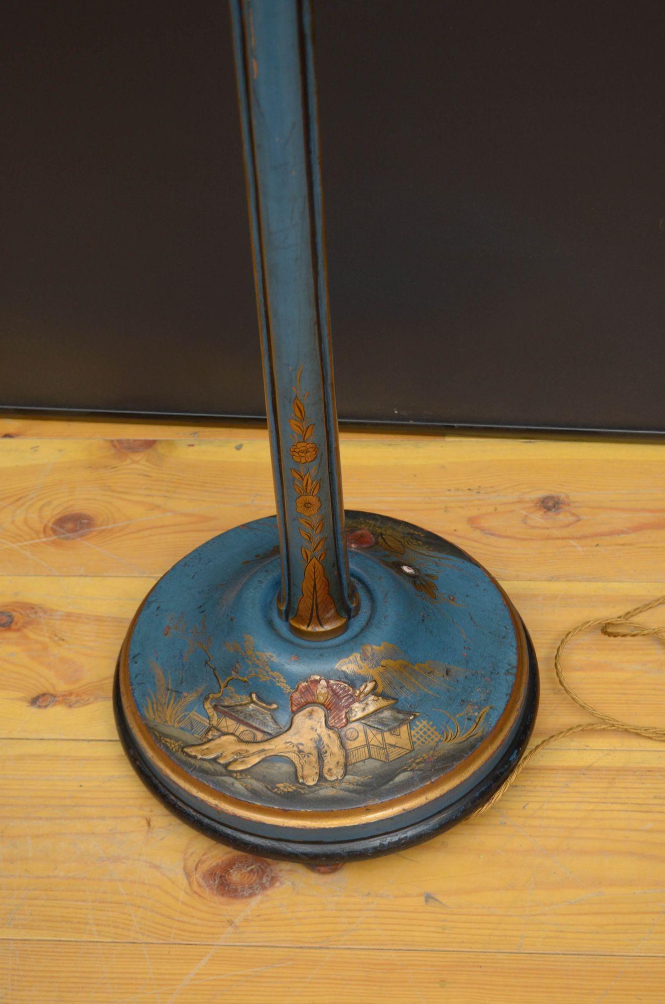 Antique Chinoiserie Standard Lamp In Good Condition For Sale In Whaley Bridge, GB