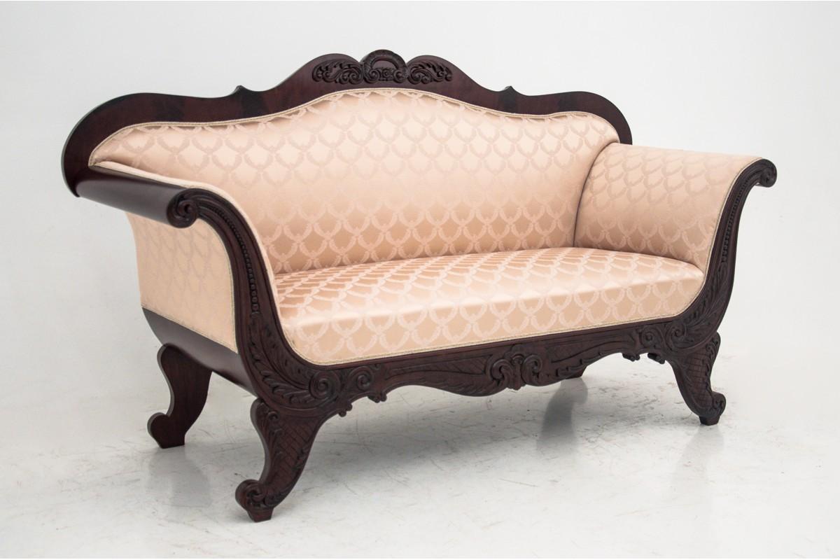 Antique Chippendale Beige Sofa, Mid-19th Century 4
