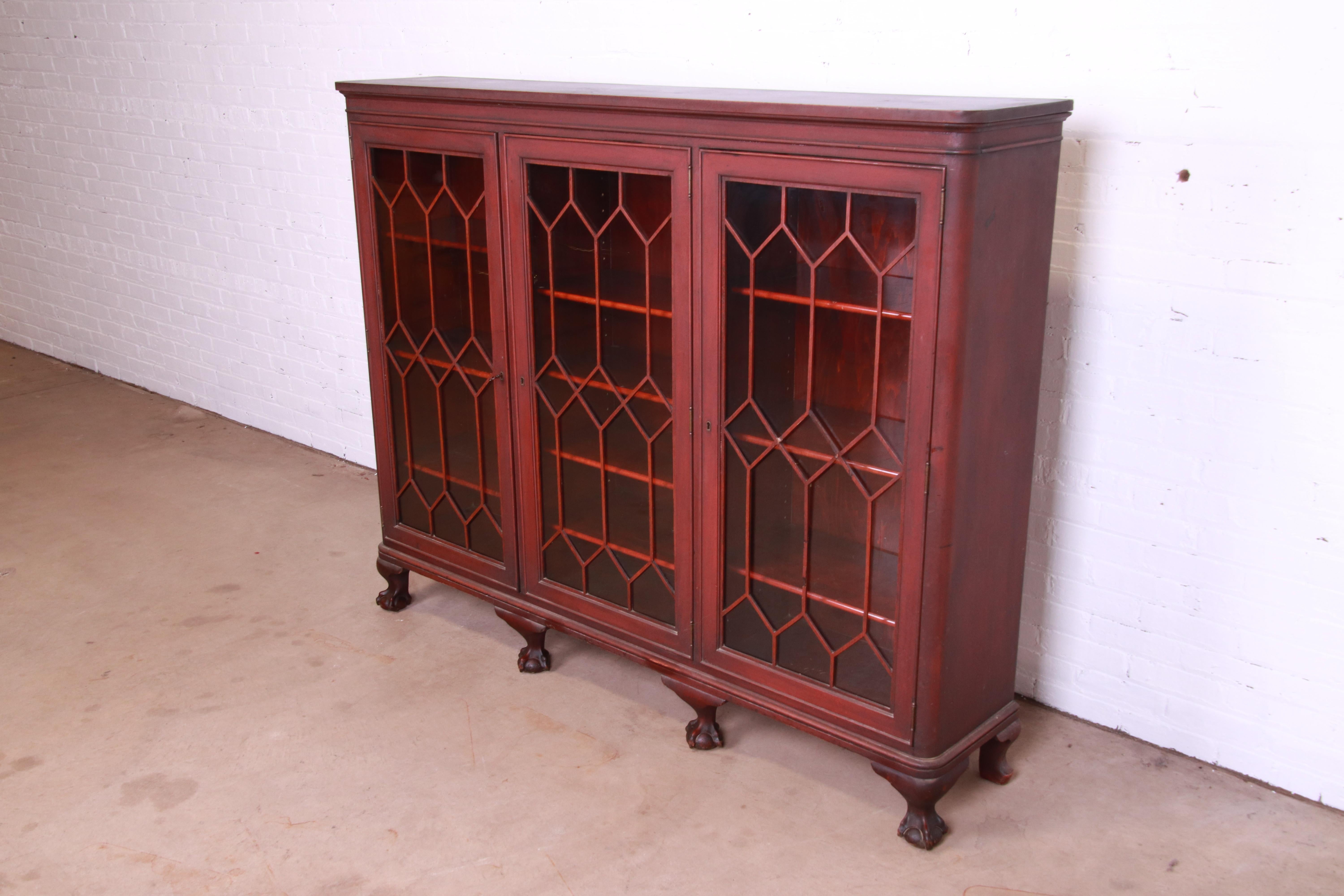 Antique Chippendale Carved Mahogany Triple Bookcase, Circa 1900 In Good Condition In South Bend, IN