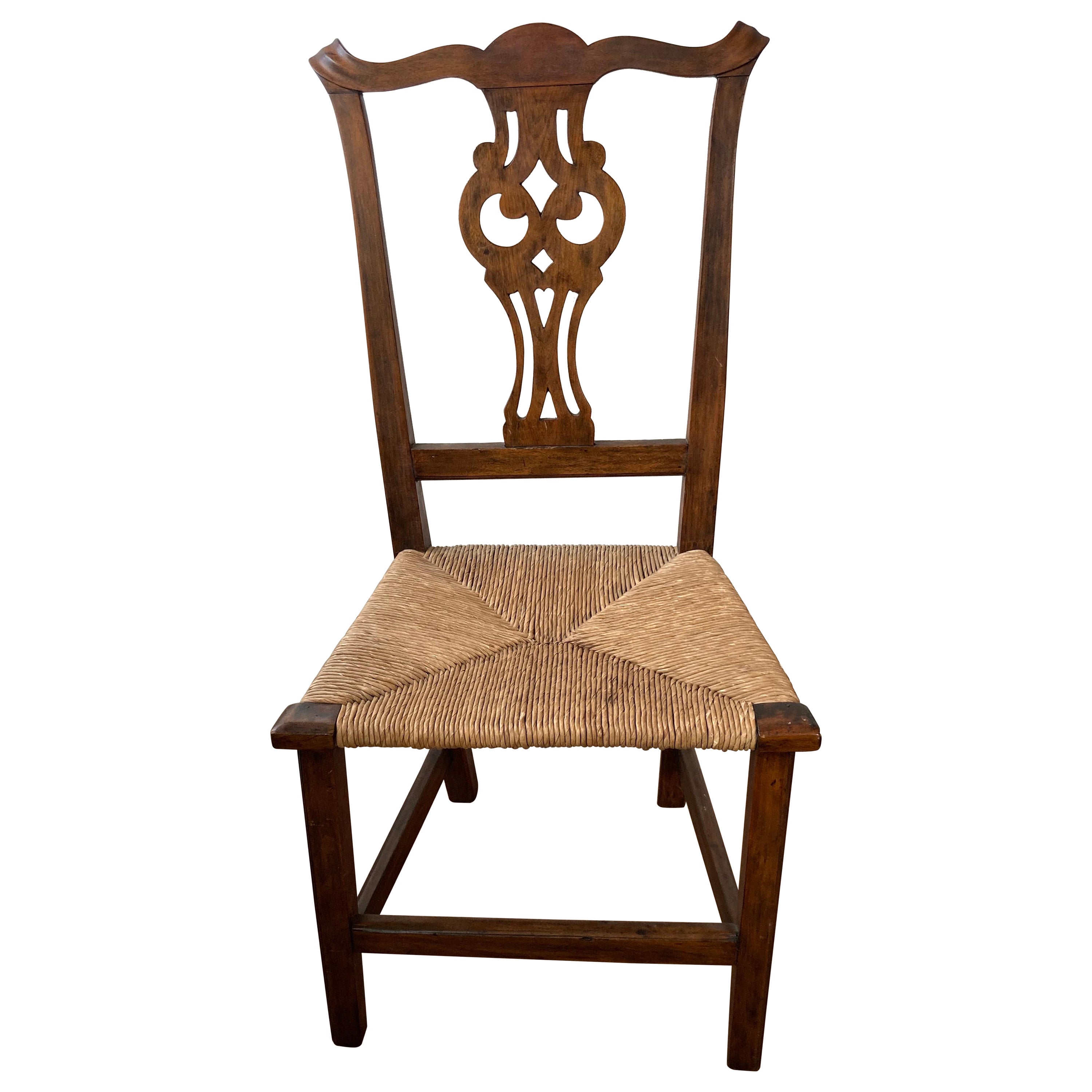 Fauteuil Chippendale ancien avec assise en jonc